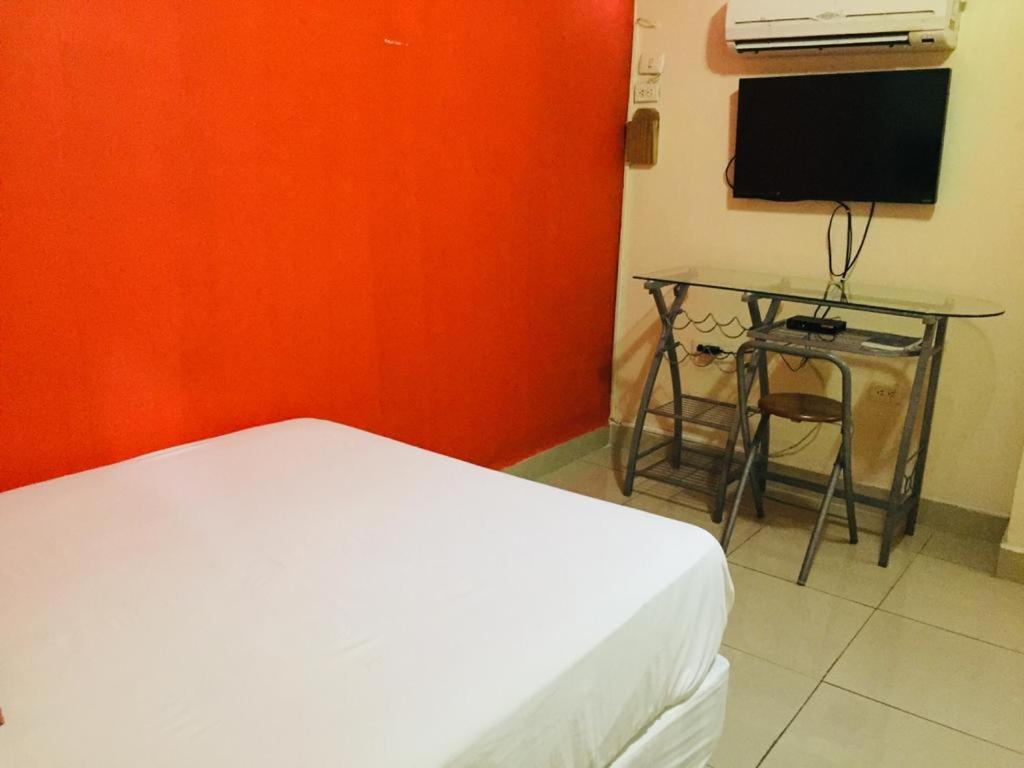 Deluxe Double or Twin Room photo 2