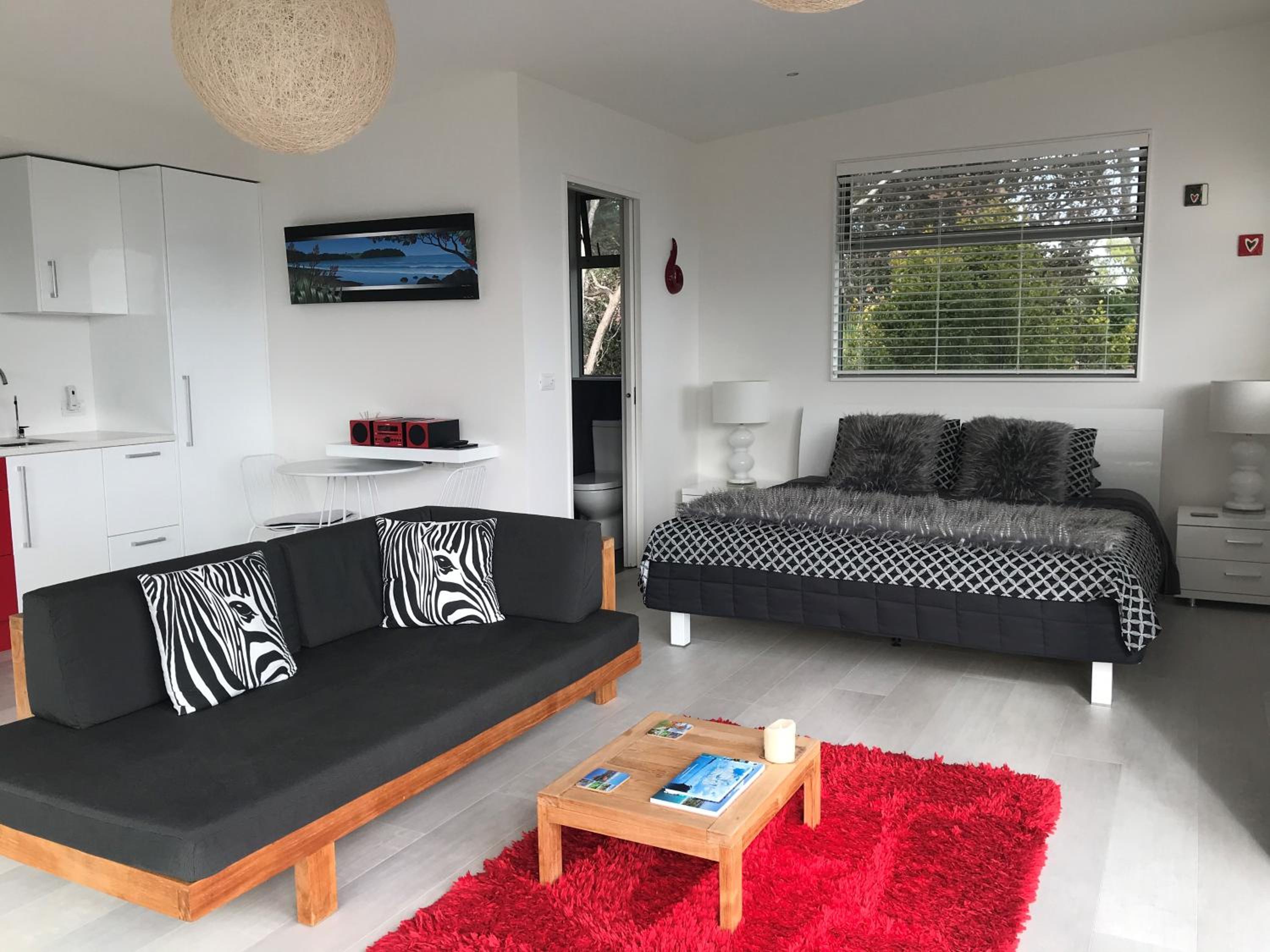 Studio Apartment with Sea View photo 3