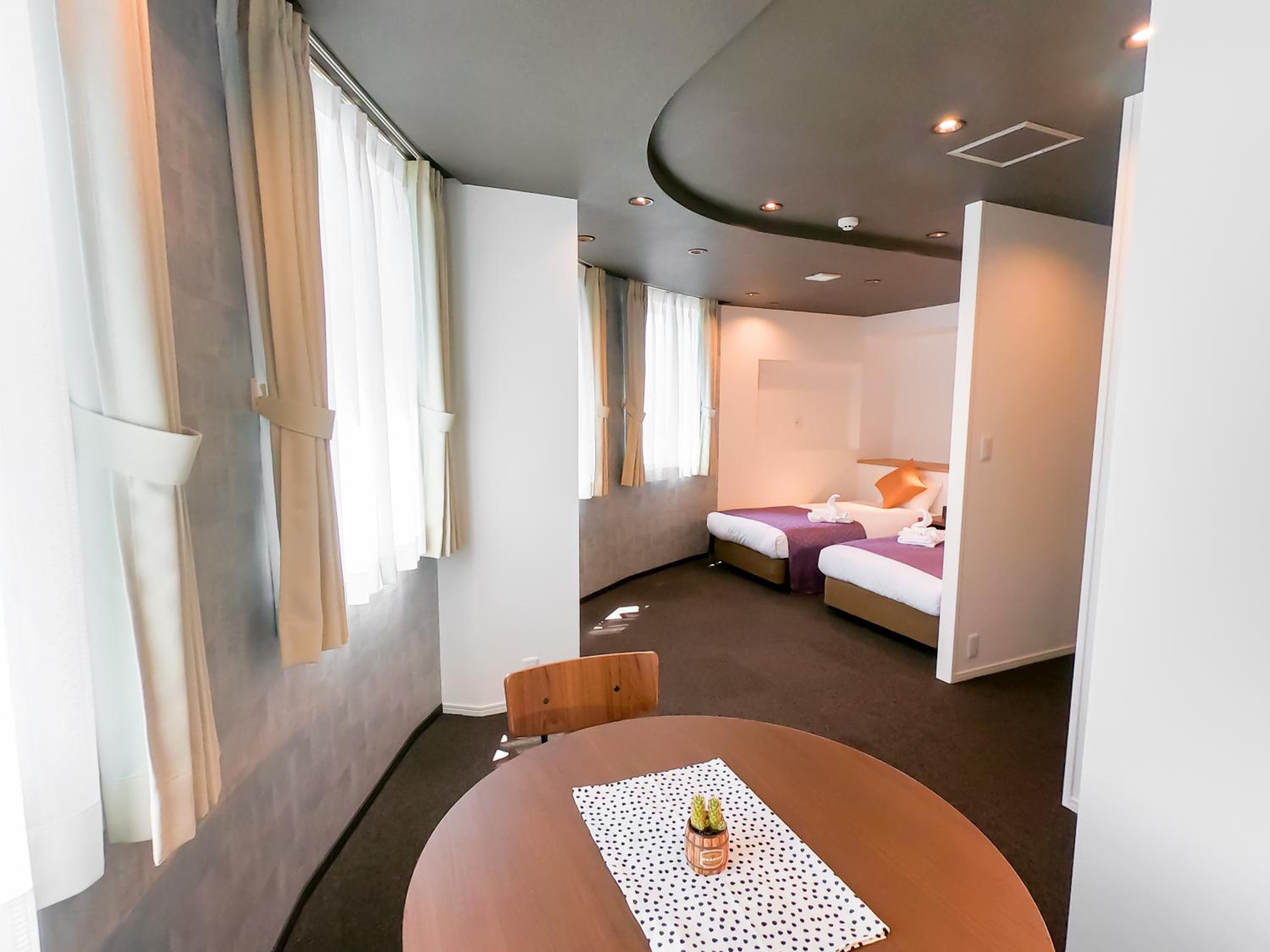 Deluxe Apartment