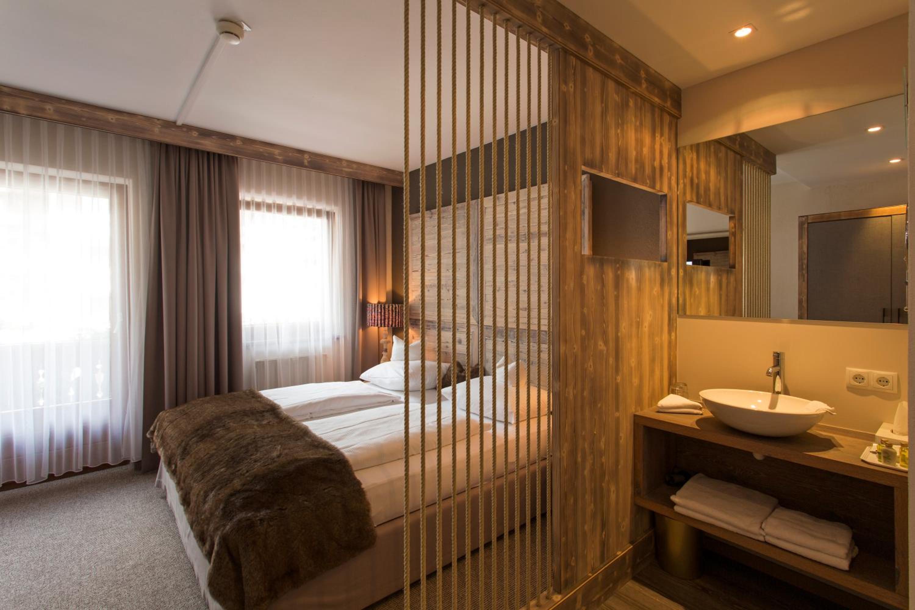 Standard Double Room with Balcony photo 1
