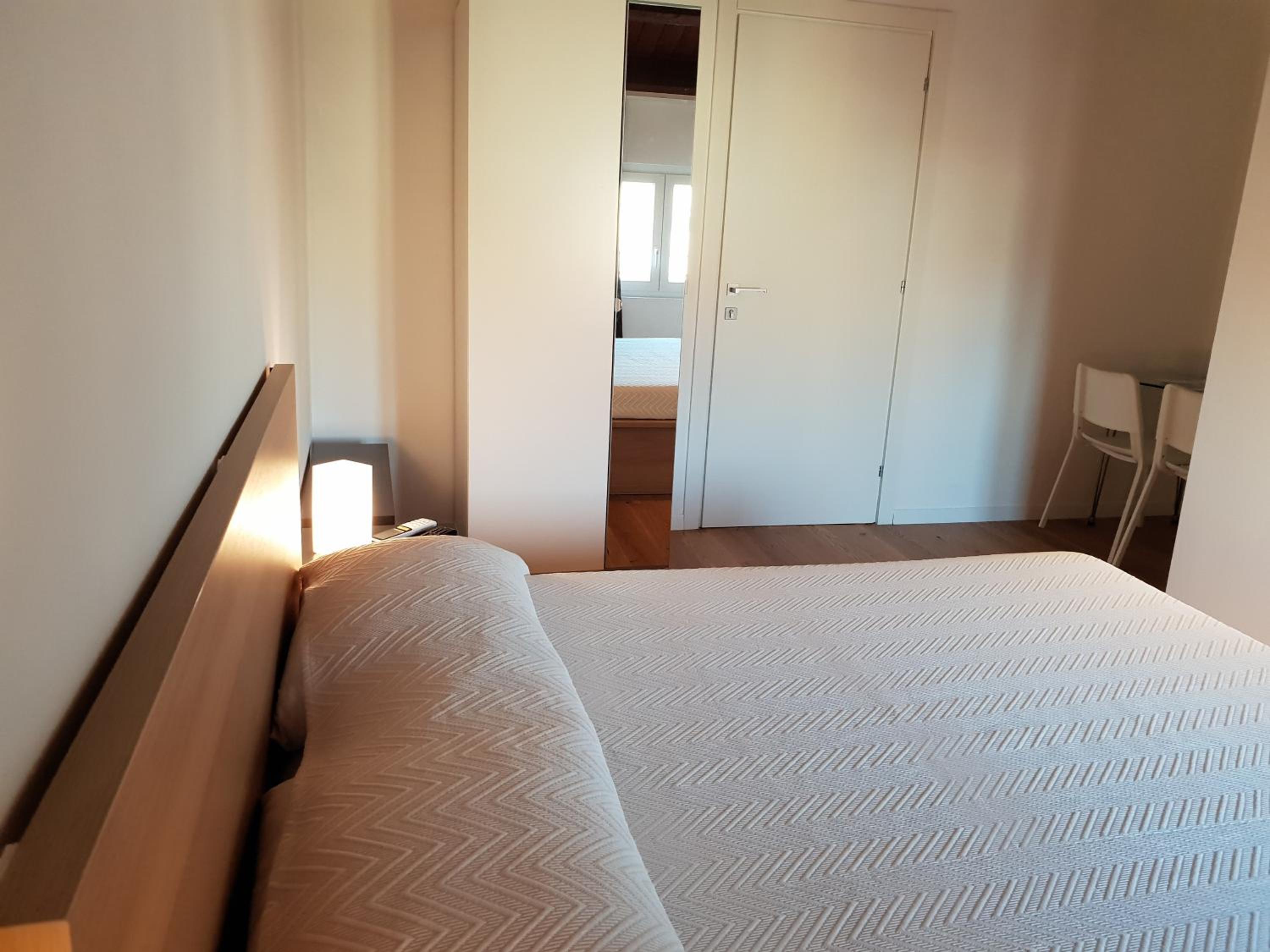 Double Room with Private Bathroom - Photo 5