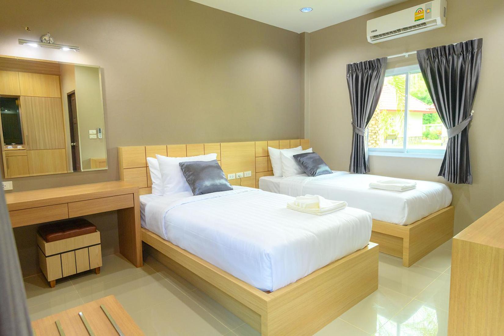 Standard Twin Room - Photo 1