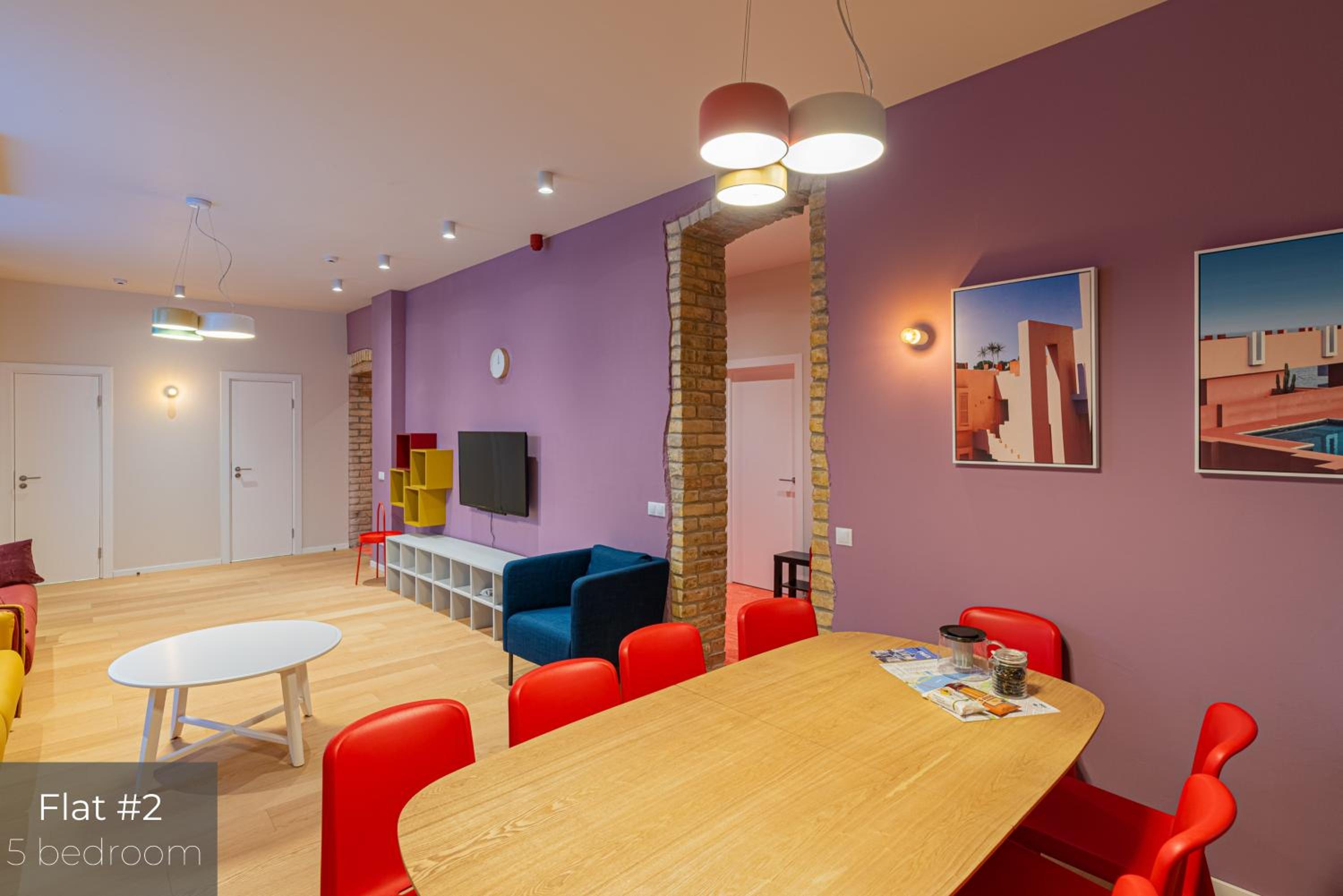 Five-Bedroom Apartment - First Floor - Photo 9