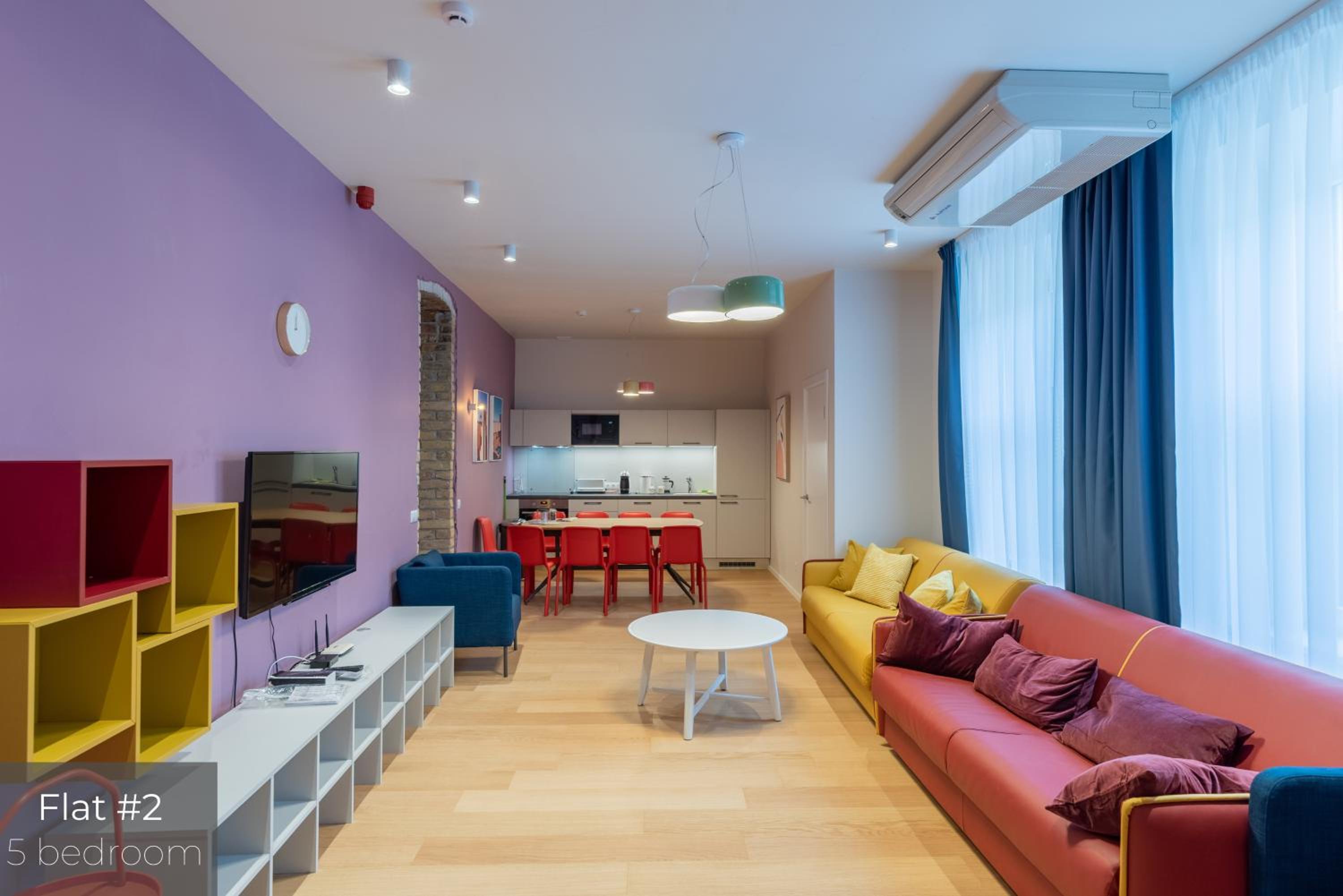 Five-Bedroom Apartment - First Floor - Photo 7