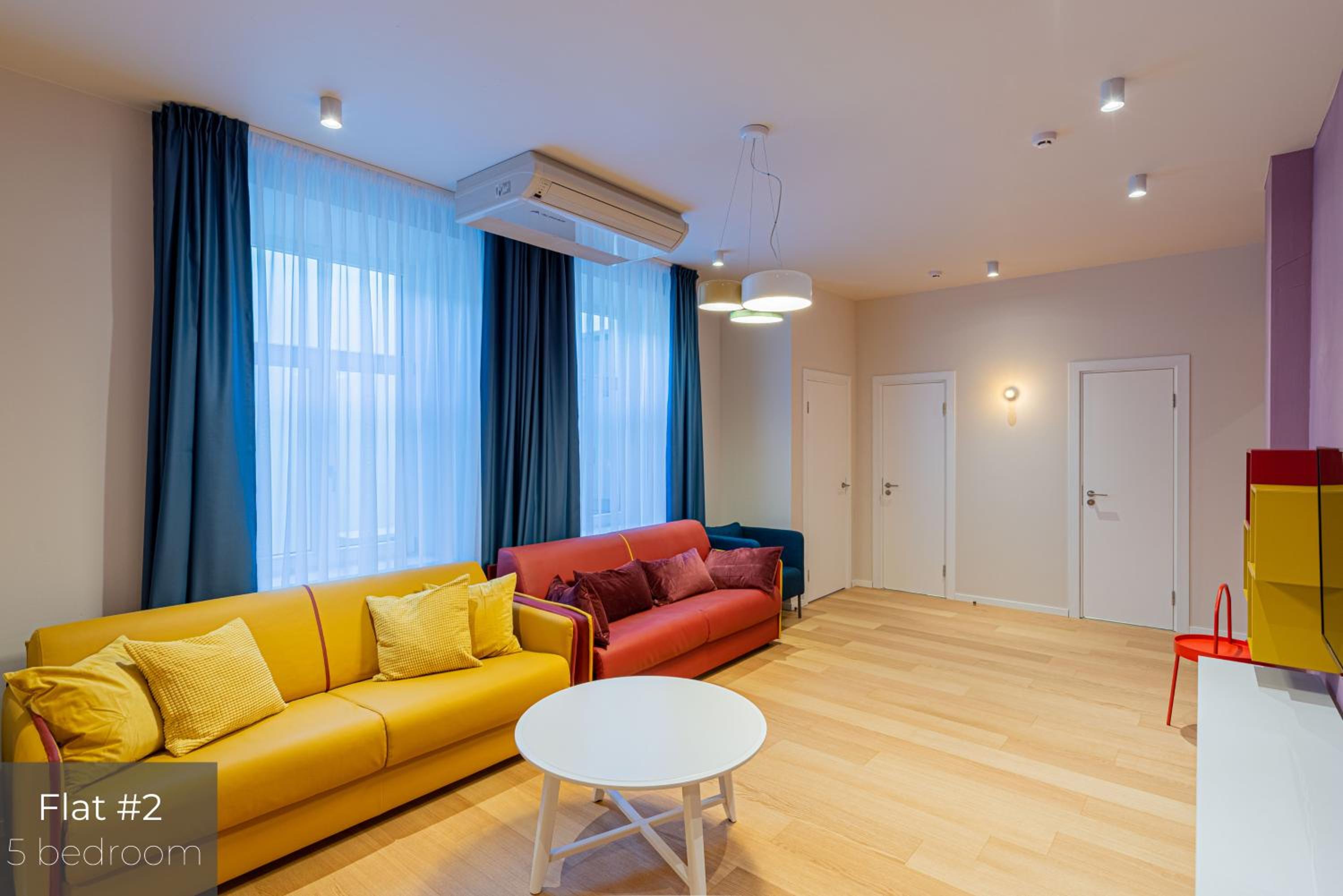 Five-Bedroom Apartment - First Floor - Photo 10