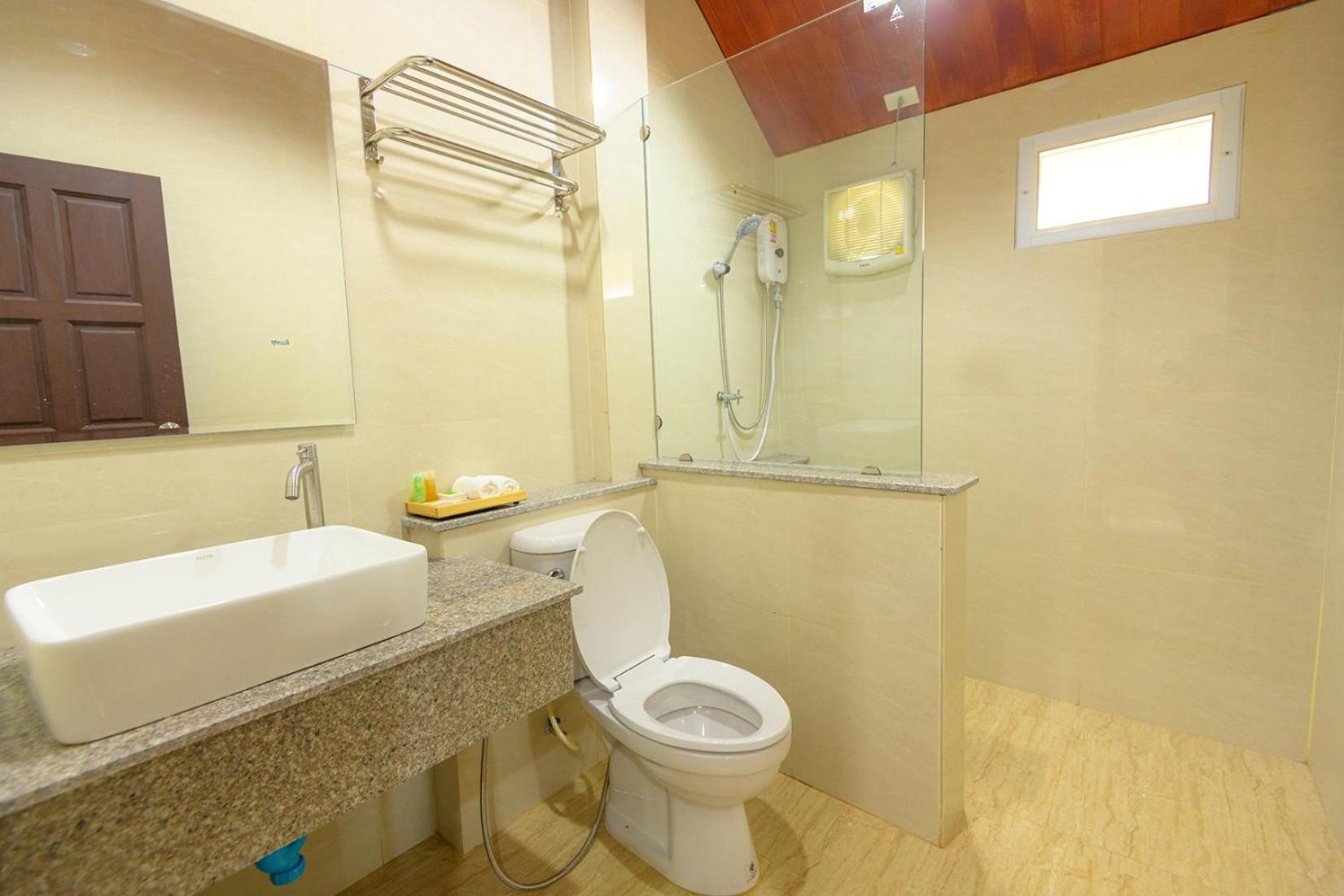 Deluxe Family Room - Photo 4
