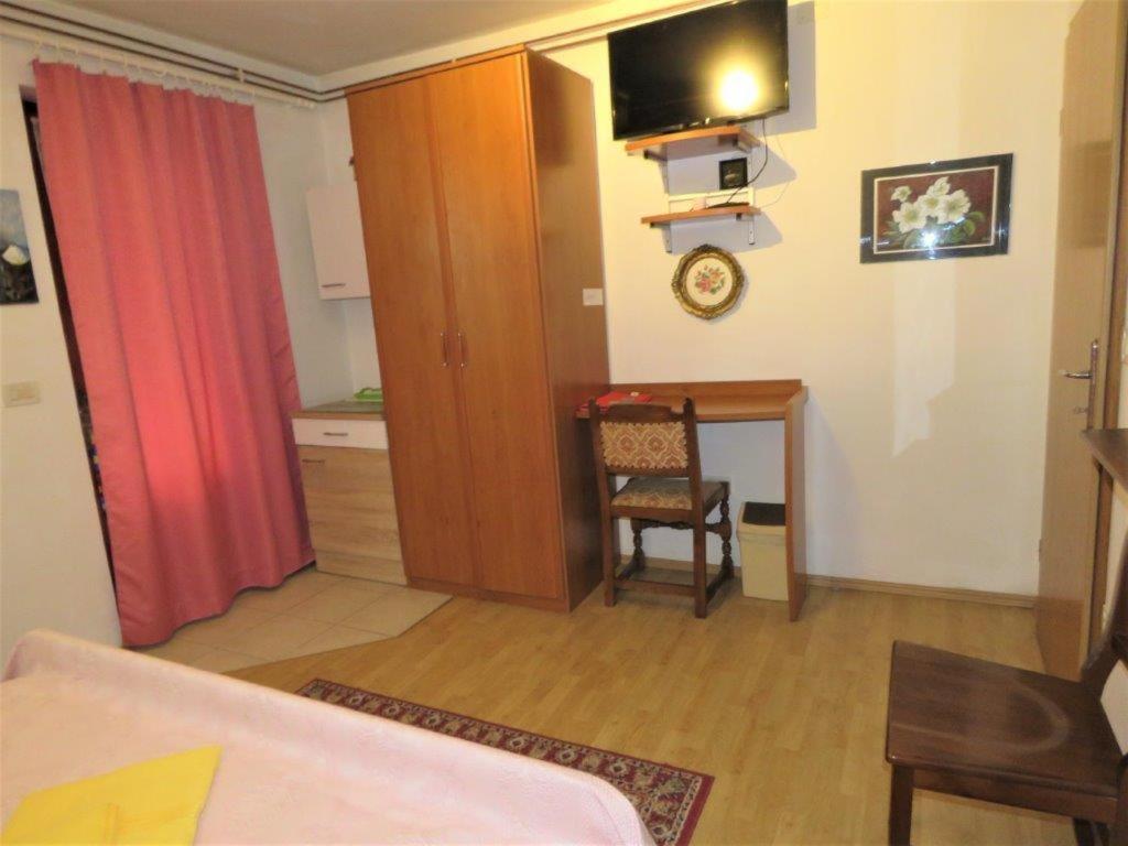 Two-Bedroom Apartment photo 3