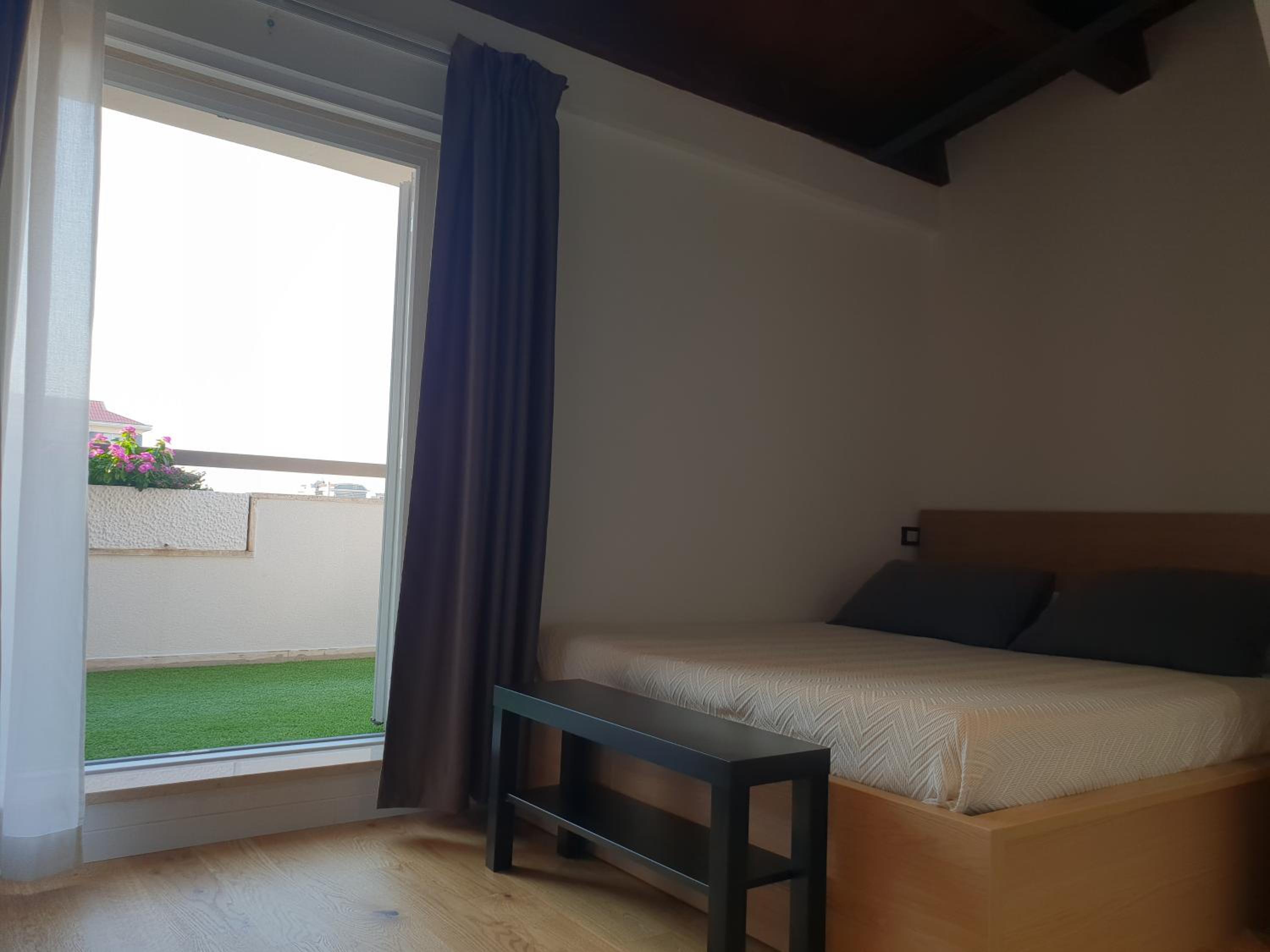 Double Room with Balcony - Photo 1