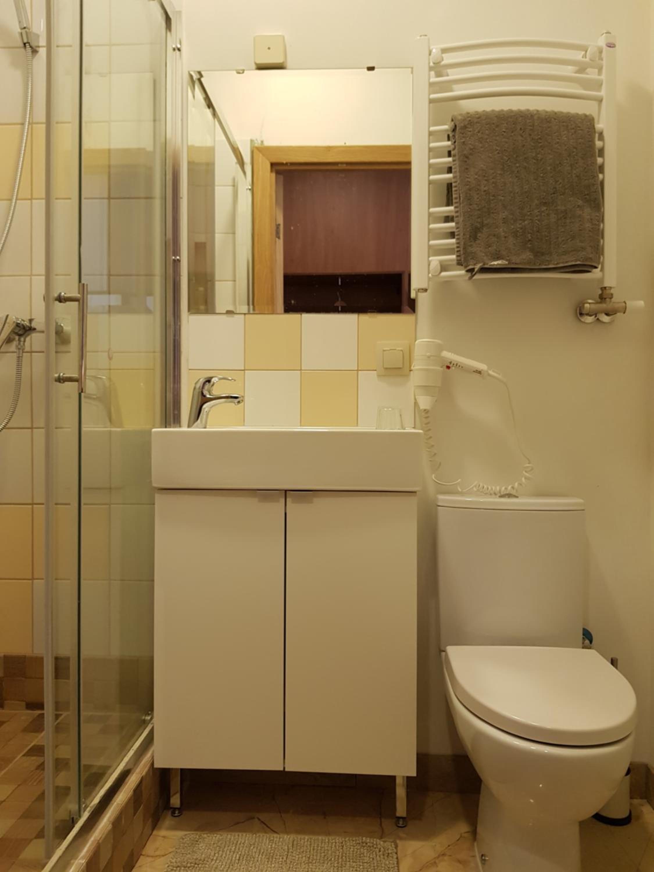 Twin Room with Terrace - Photo 5