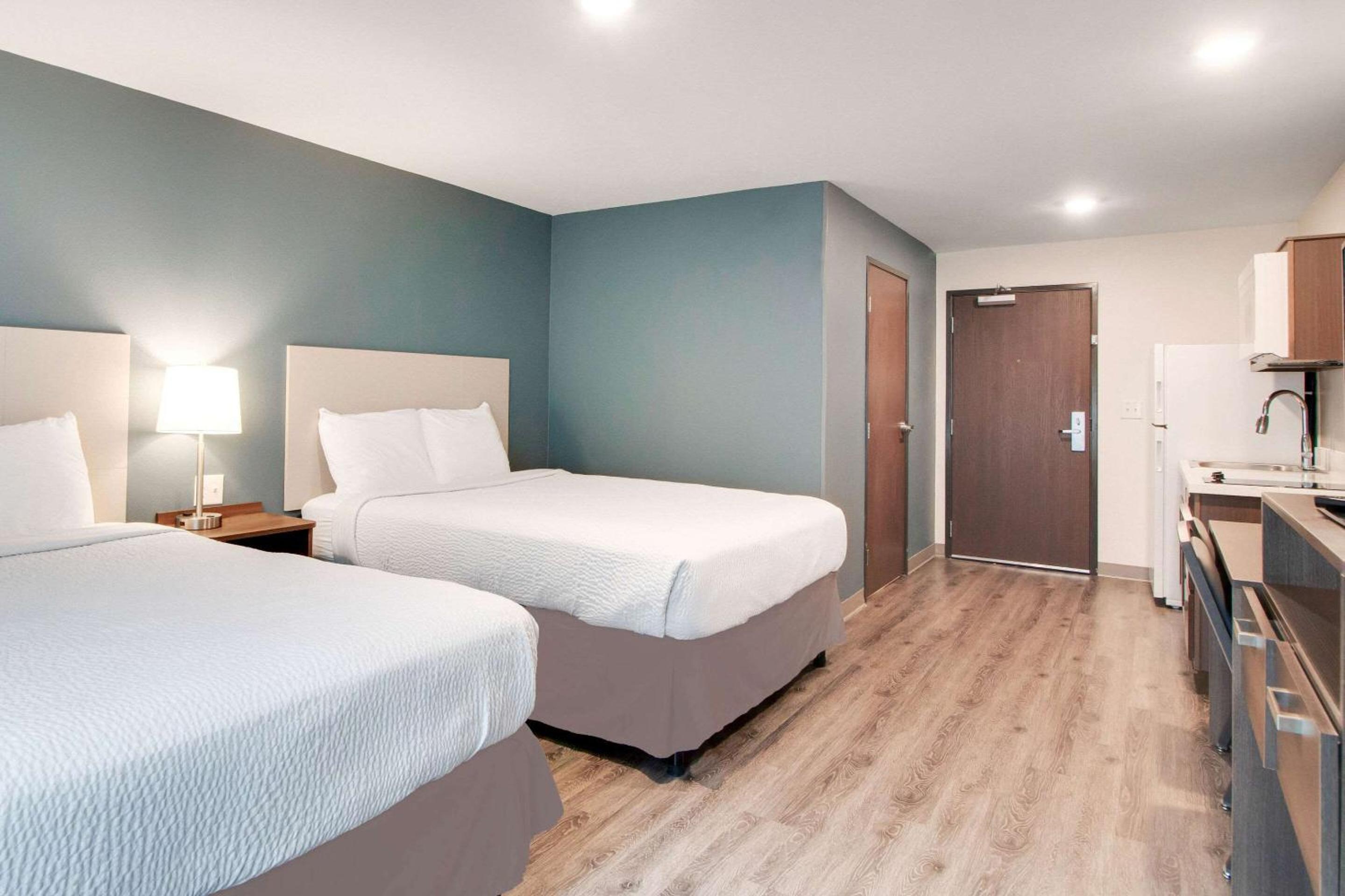 Queen Room with Two Queen Beds - Accessible/Non-Smoking  photo 1