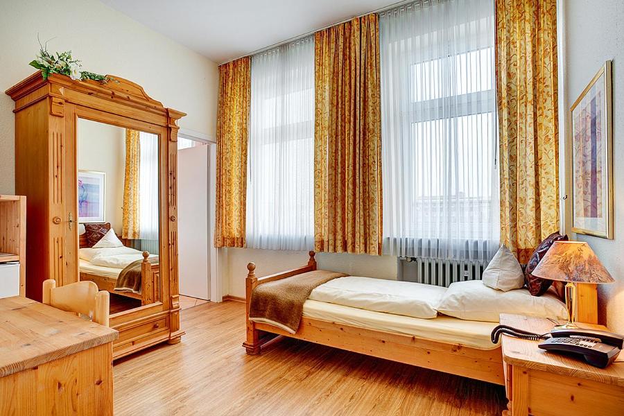 Single Room photo 1