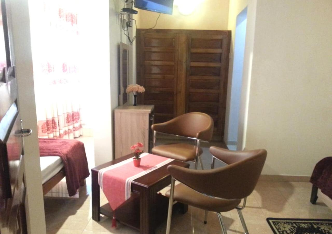 Deluxe Double Room with Extra Bed photo 2