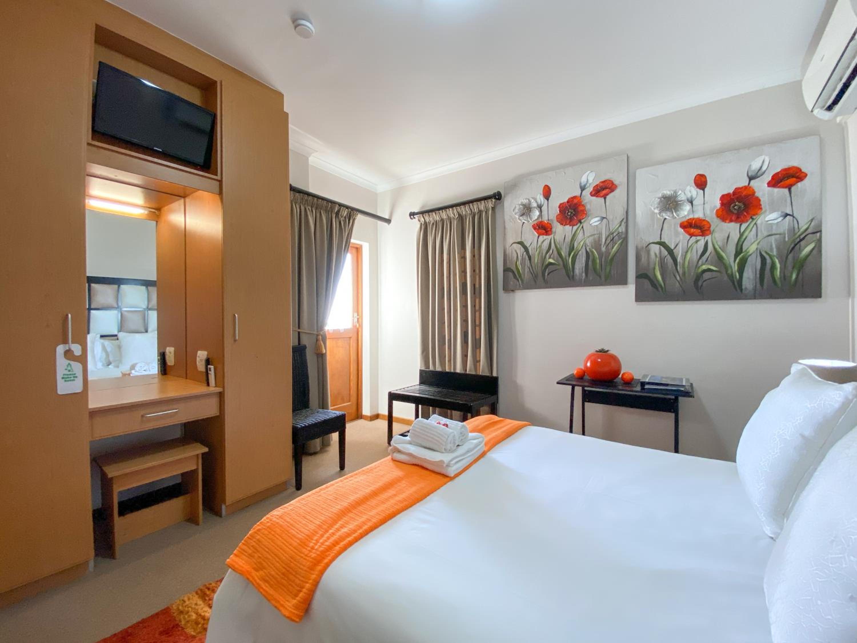 Standard Room - Photo 8