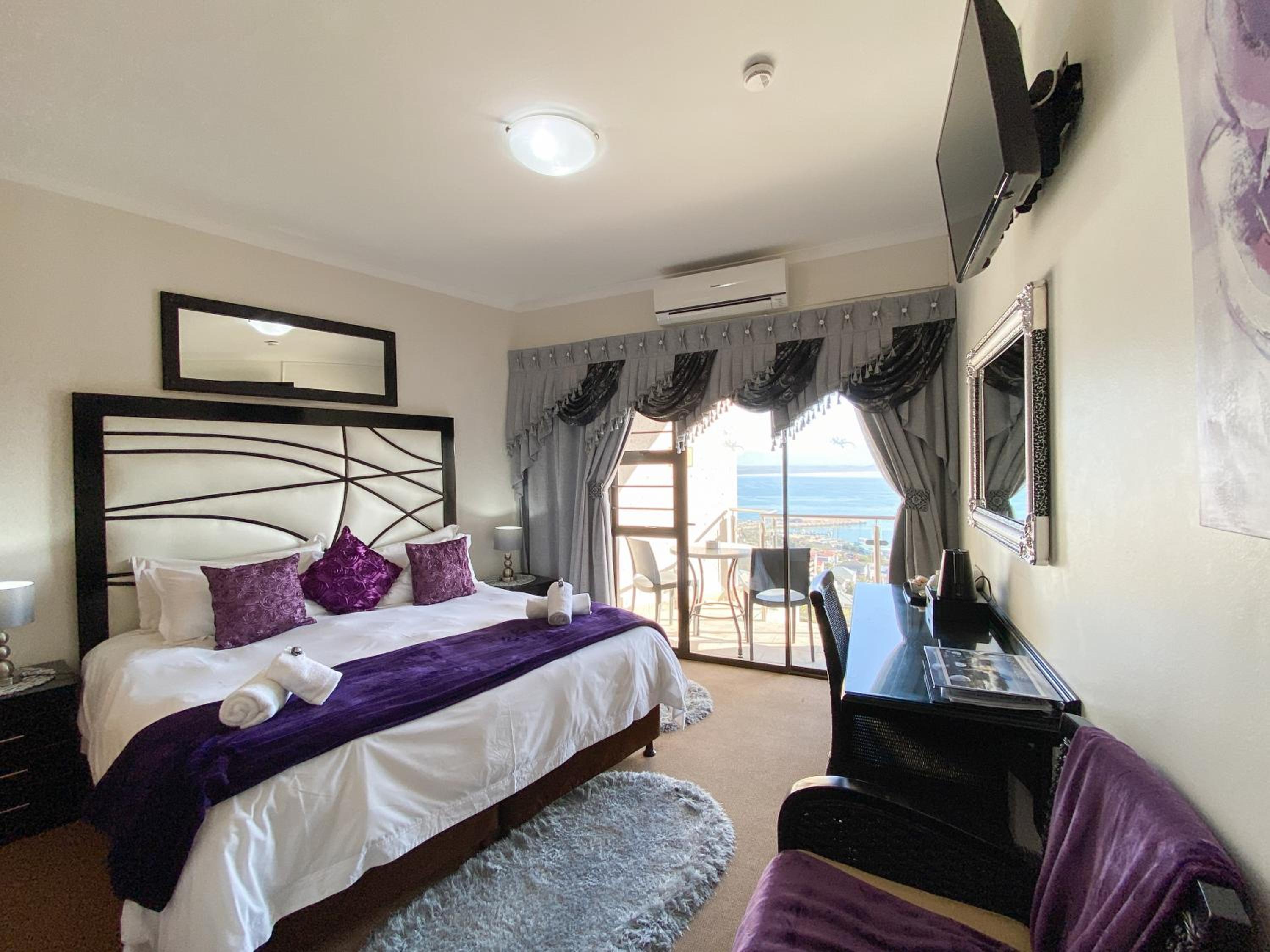 Superior Room - Photo 9