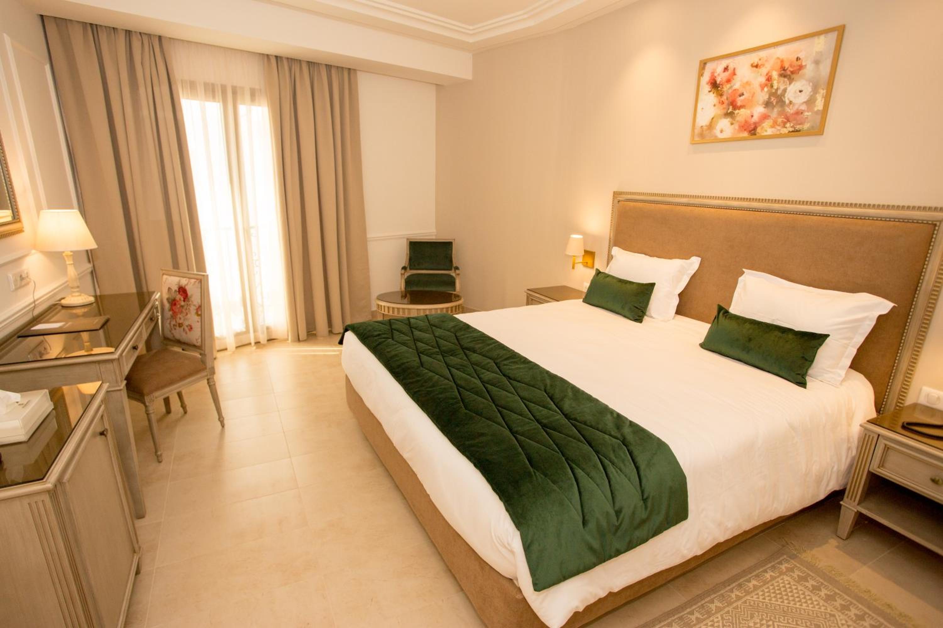 Superior Double Room - Photo 3