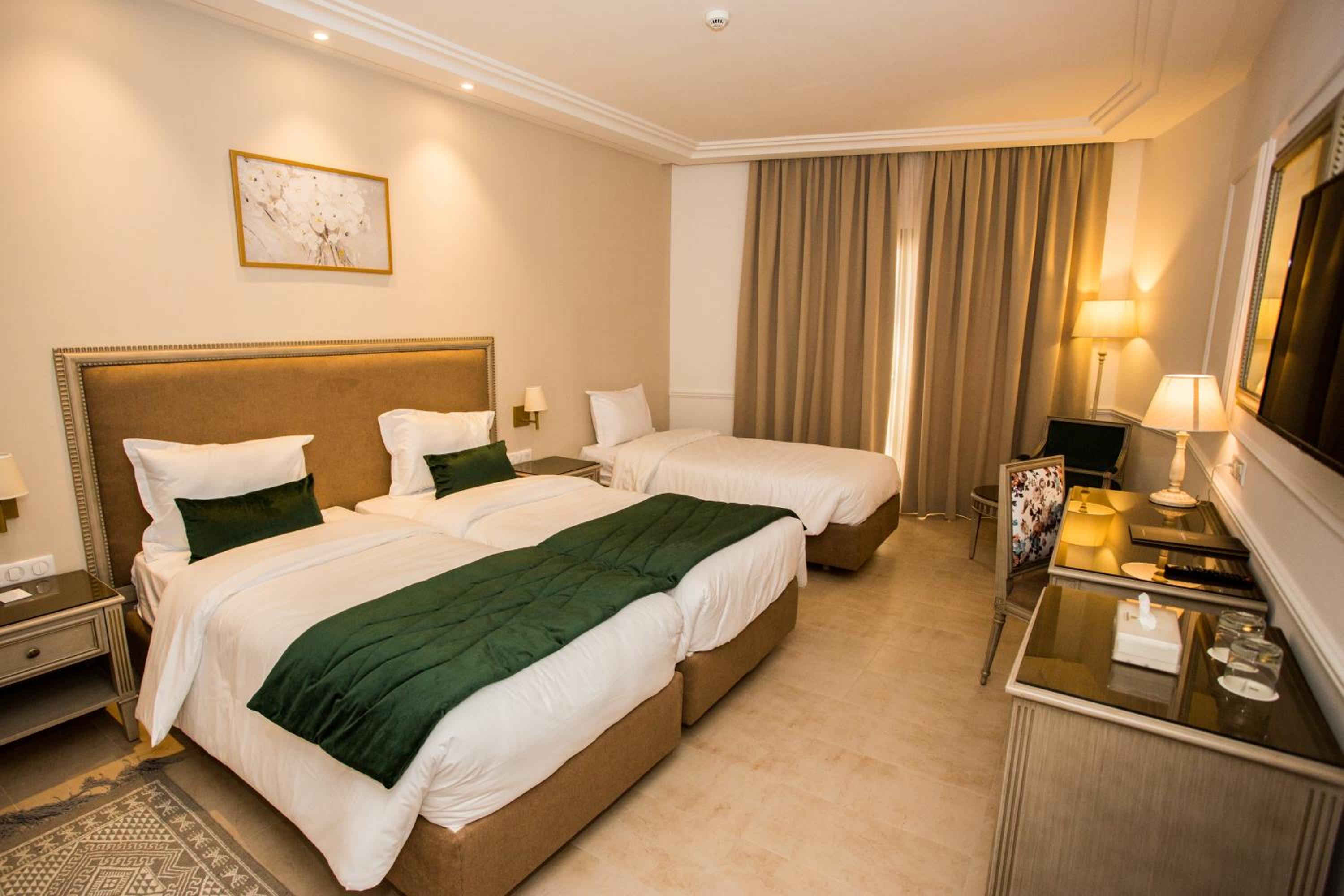 Triple Room