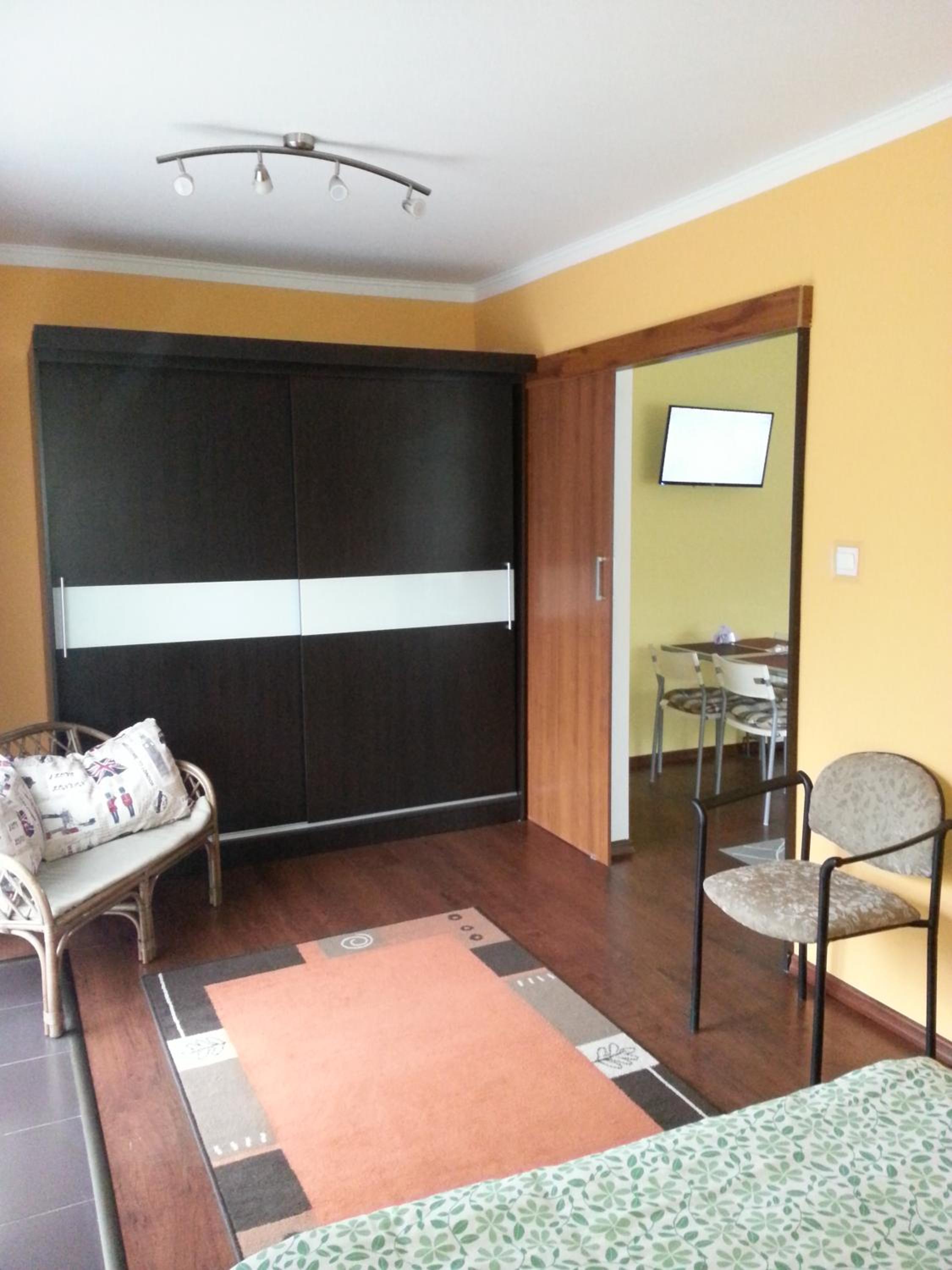 Apartment photo 3