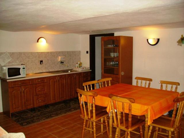 Three-Bedroom House photo 3