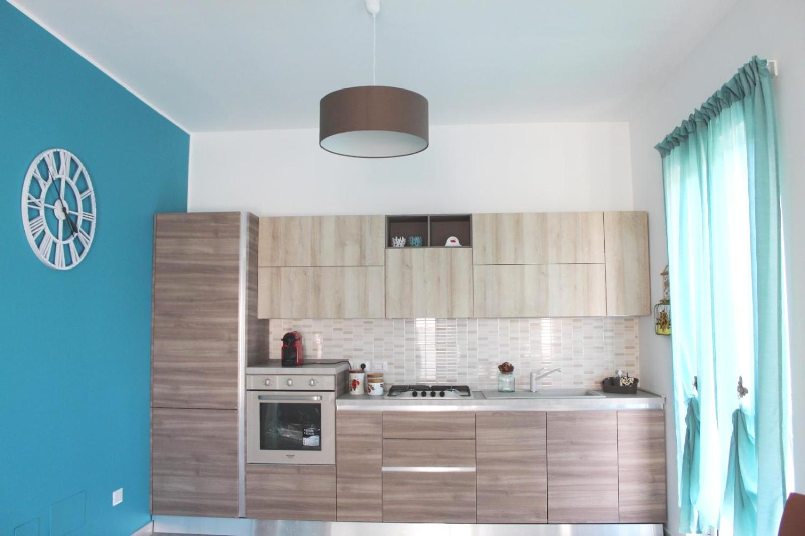 Apartment with Terrace - Photo 13