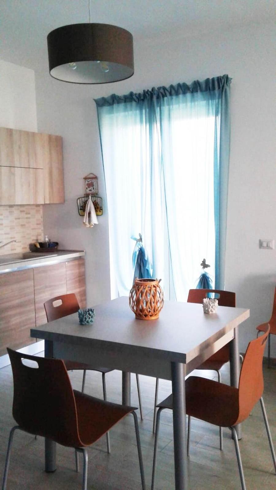 Apartment with Terrace - Photo 3