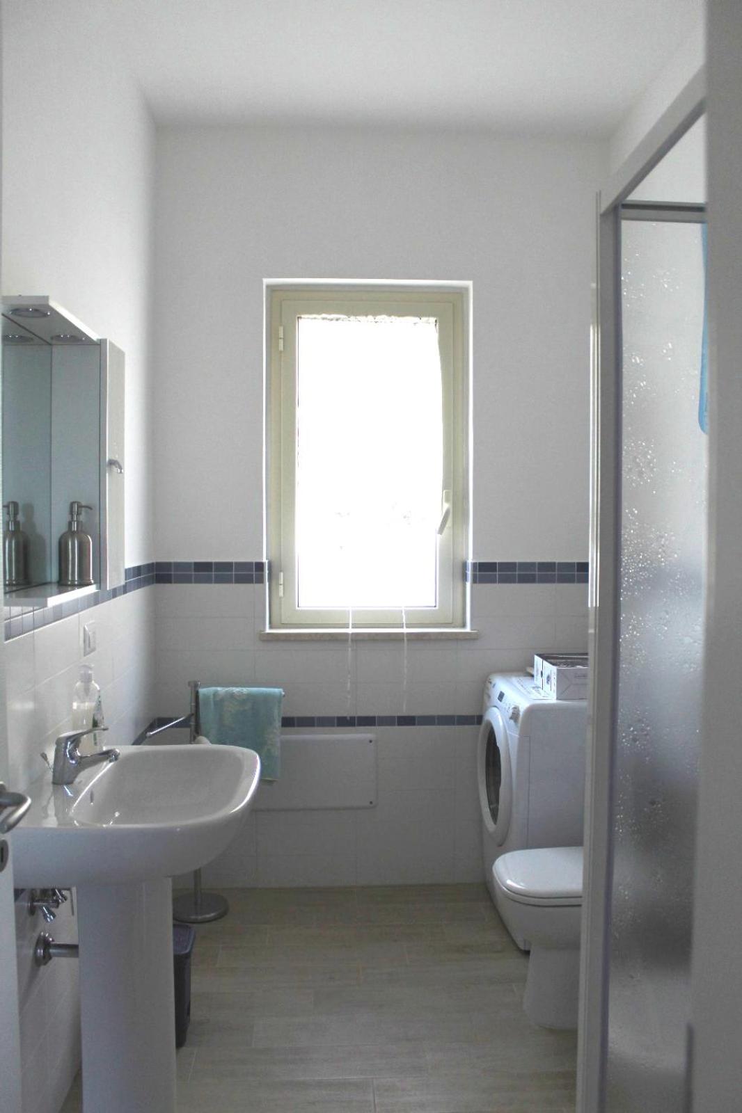 Apartment with Terrace - Photo 21
