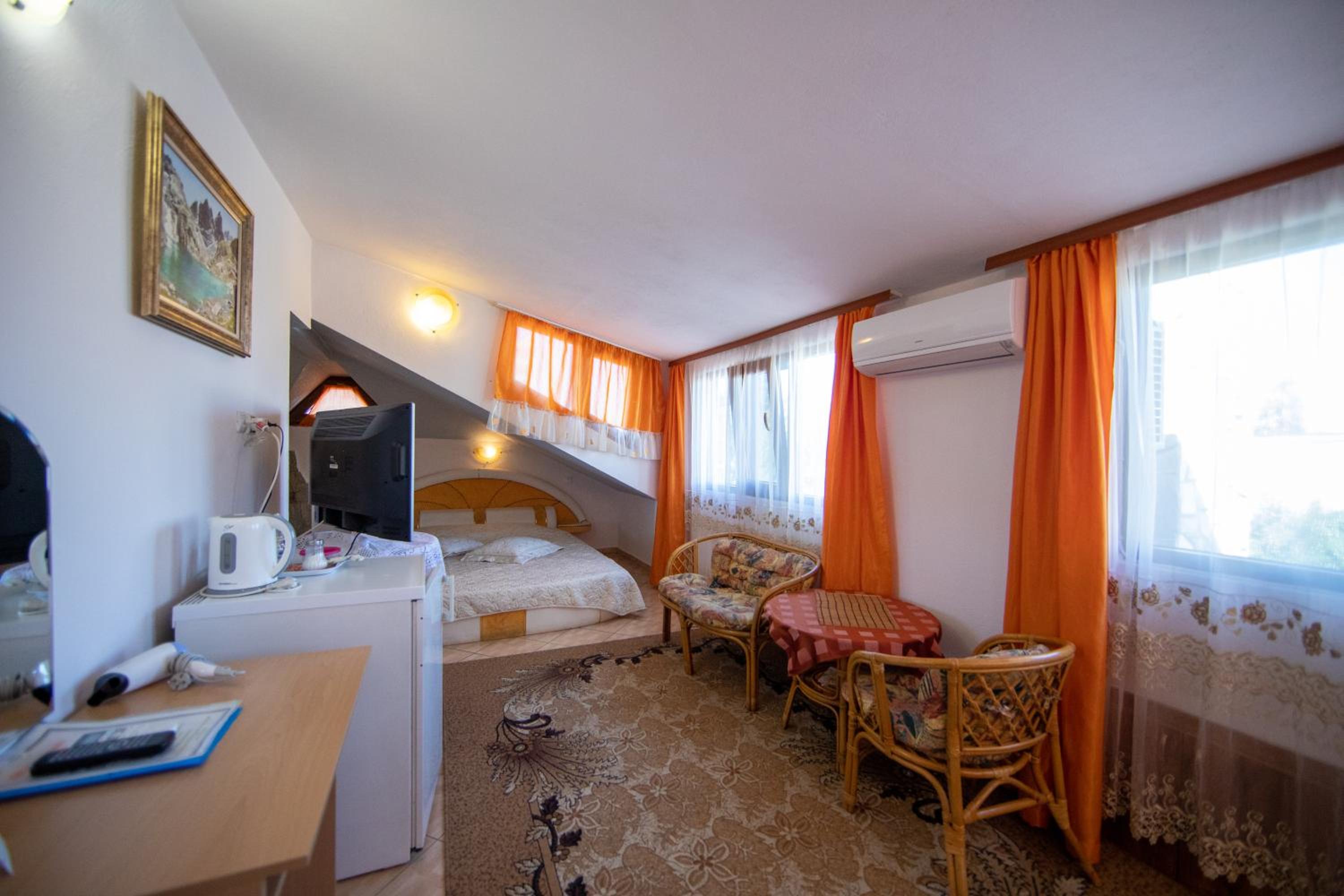 Deluxe Junior Suite