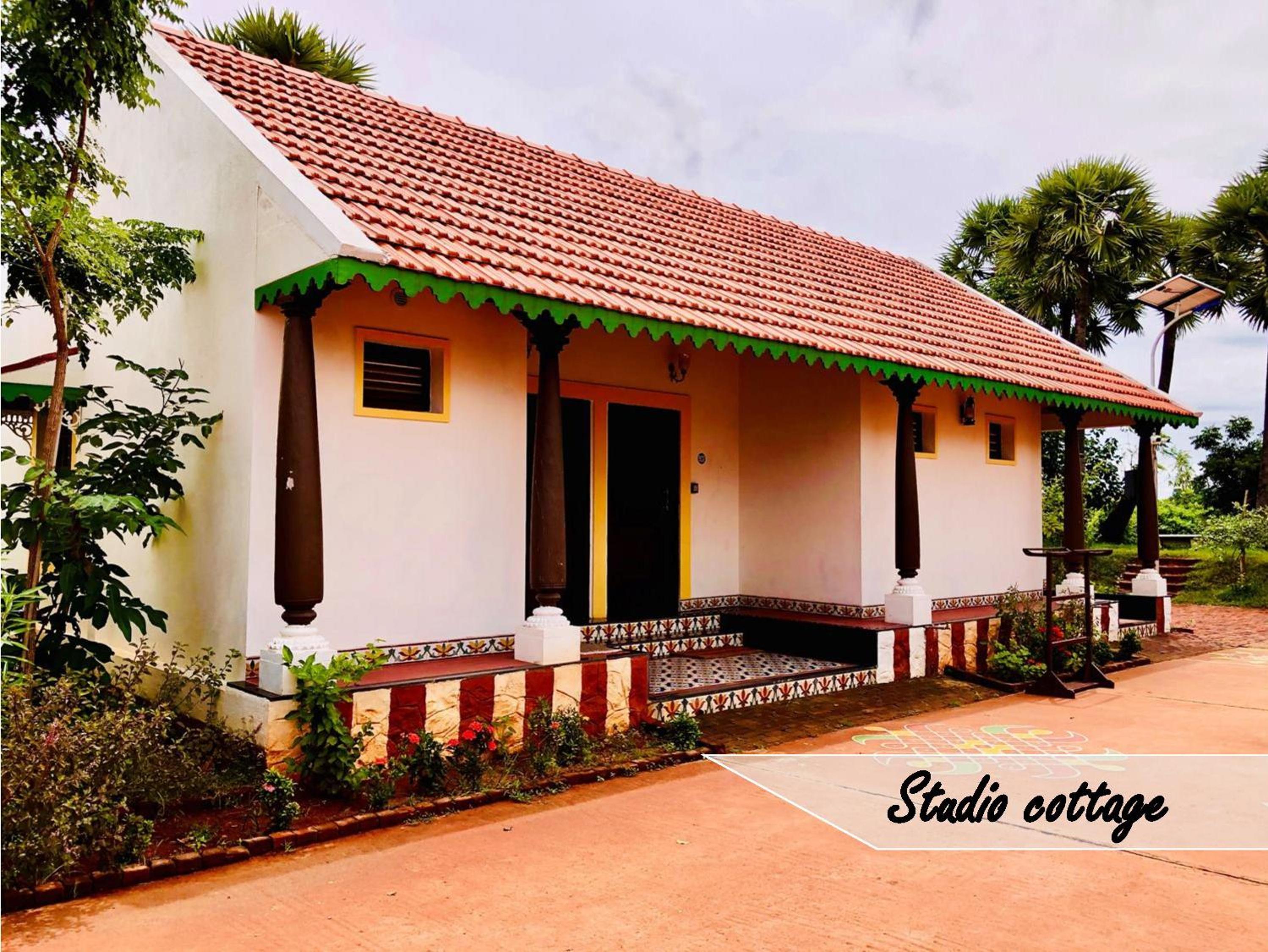 One-Bedroom Cottage - Photo 1