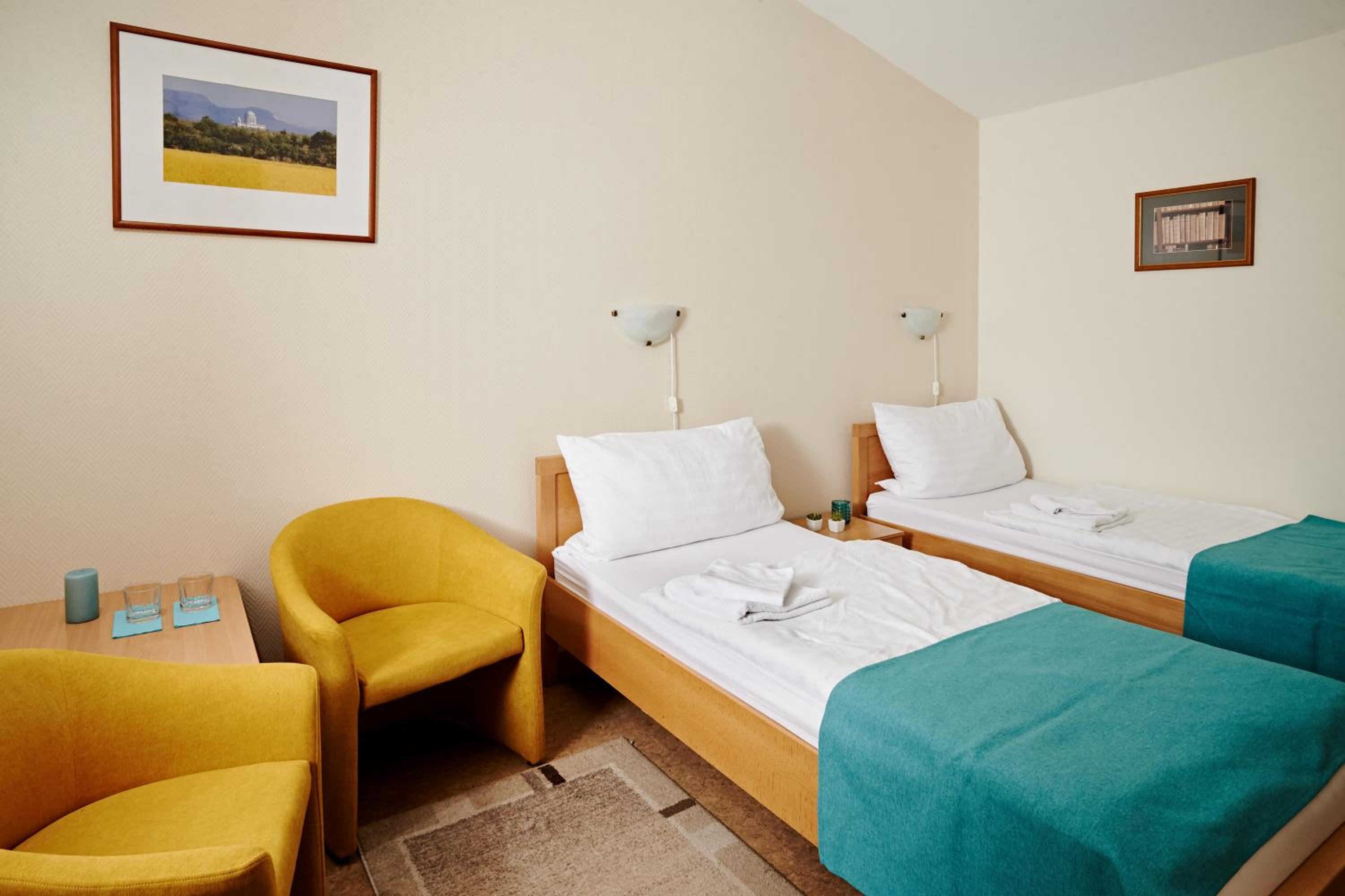 Twin Room