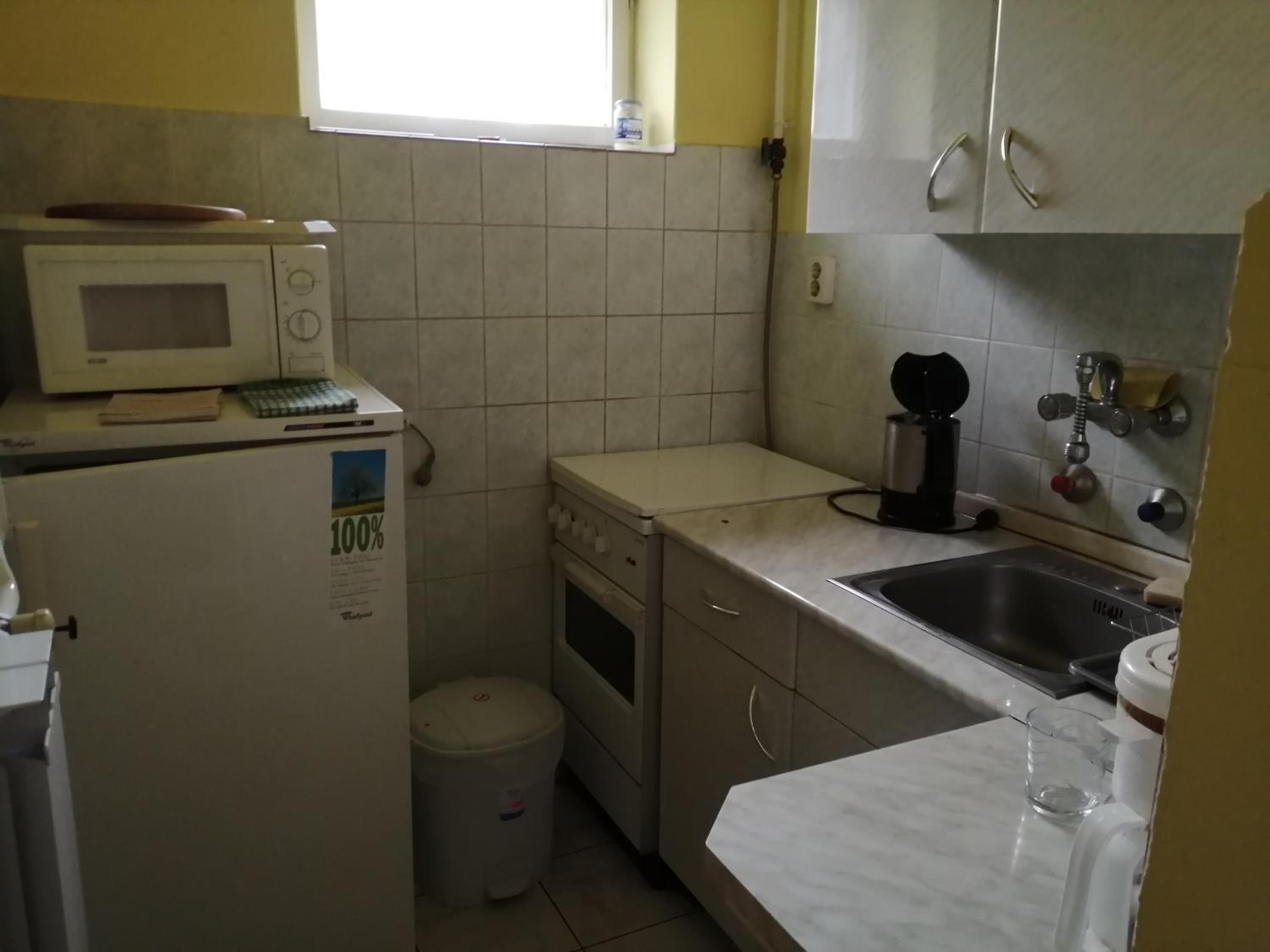 Twin Room with Private Bathroom photo 1