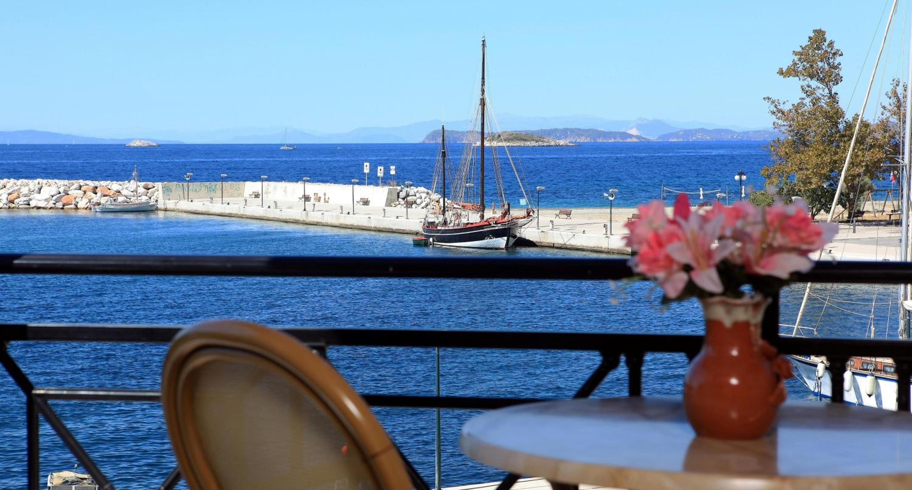 Superior Studio with Panoramic Sea View - Photo 6