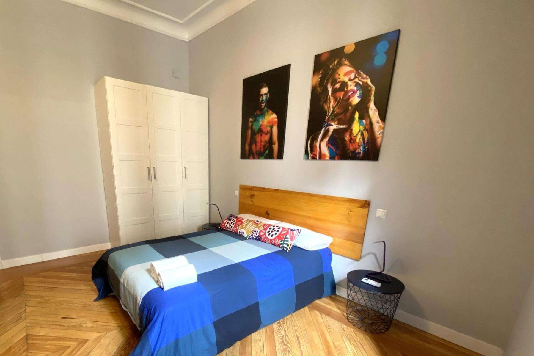 Double Room with Shared Bathroom photo 3