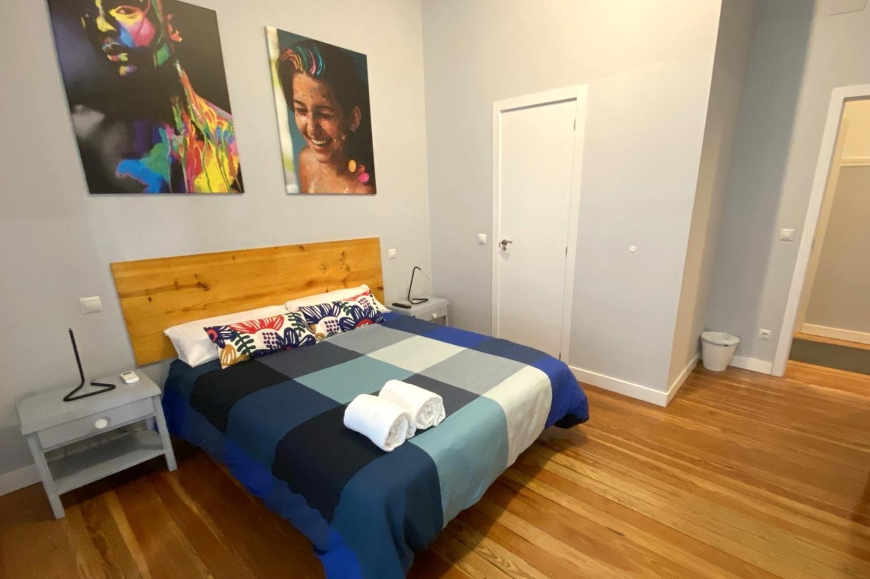 Basic Triple Room with Shared Bathroom photo 3