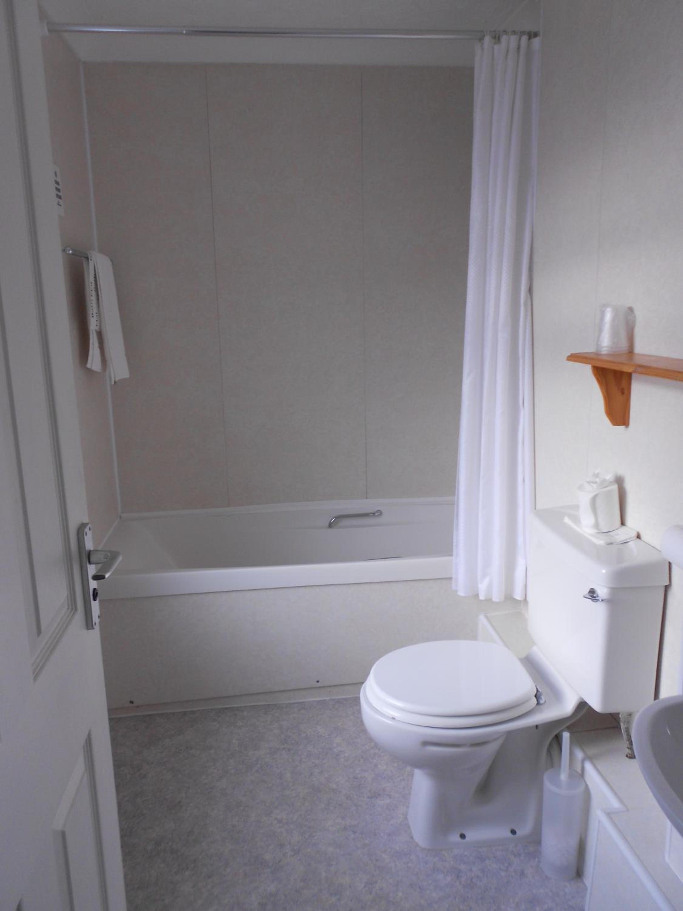 Budget Double or Twin Room - Photo 2