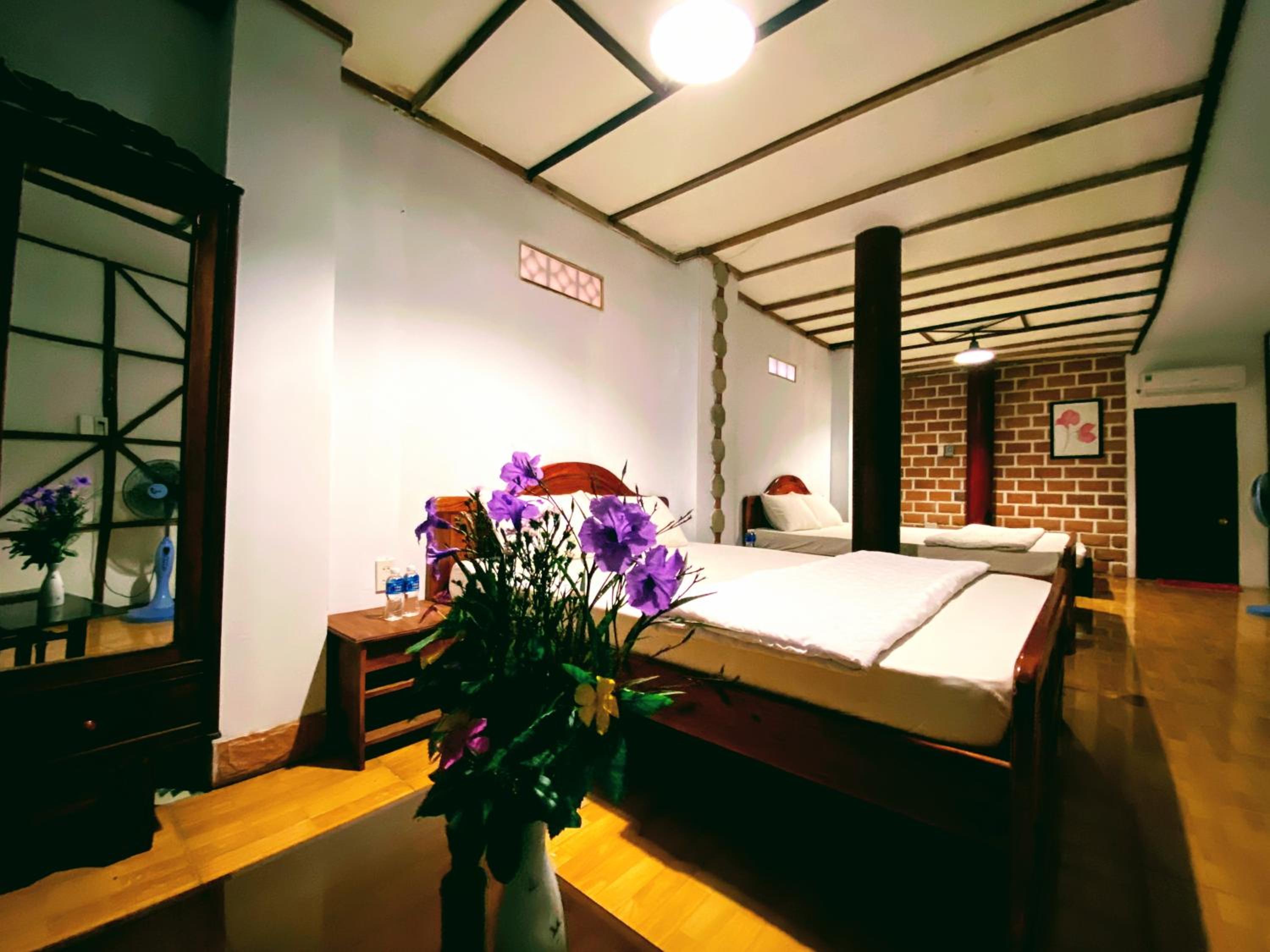 Three-Bedroom Chalet photo 1