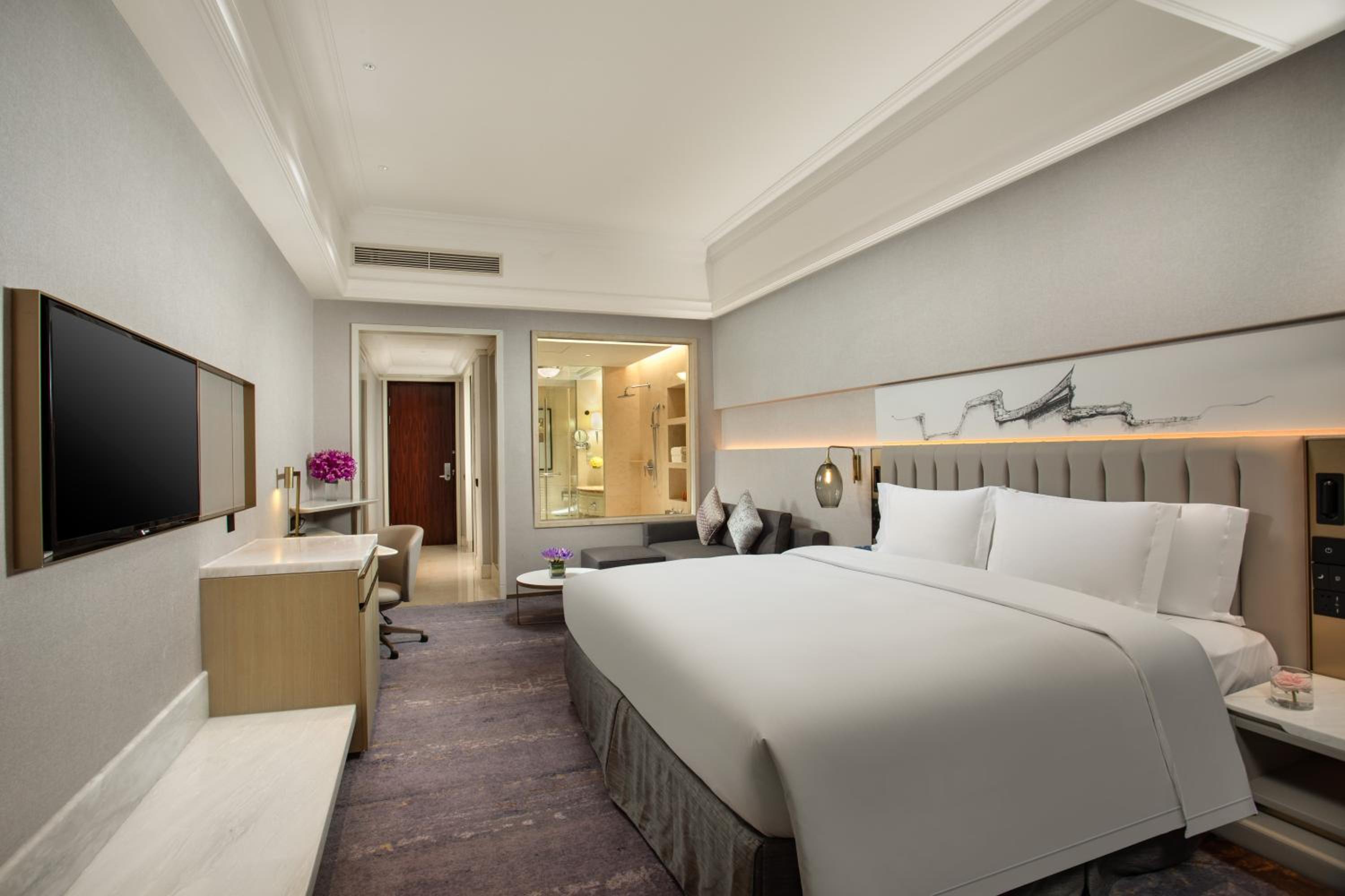 Premium King Room with River View - Photo 1