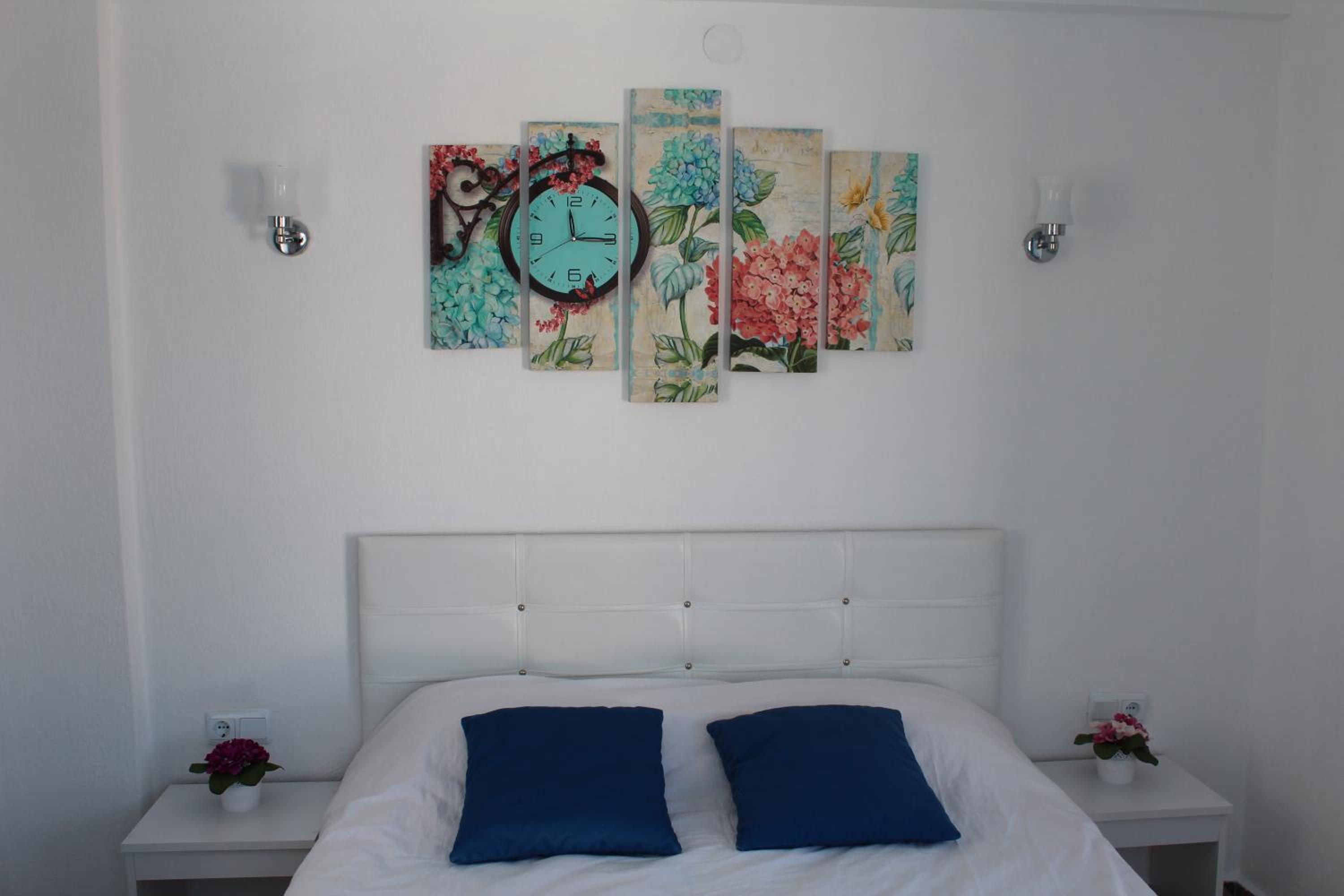 Double Room with Pool View photo 3