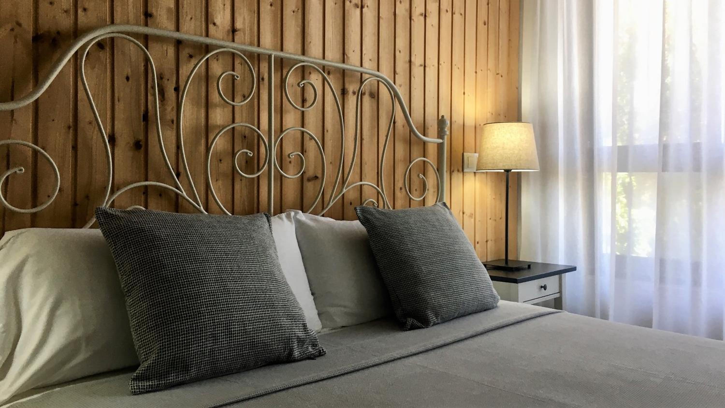 Standard Double Room with Views - Photo 73