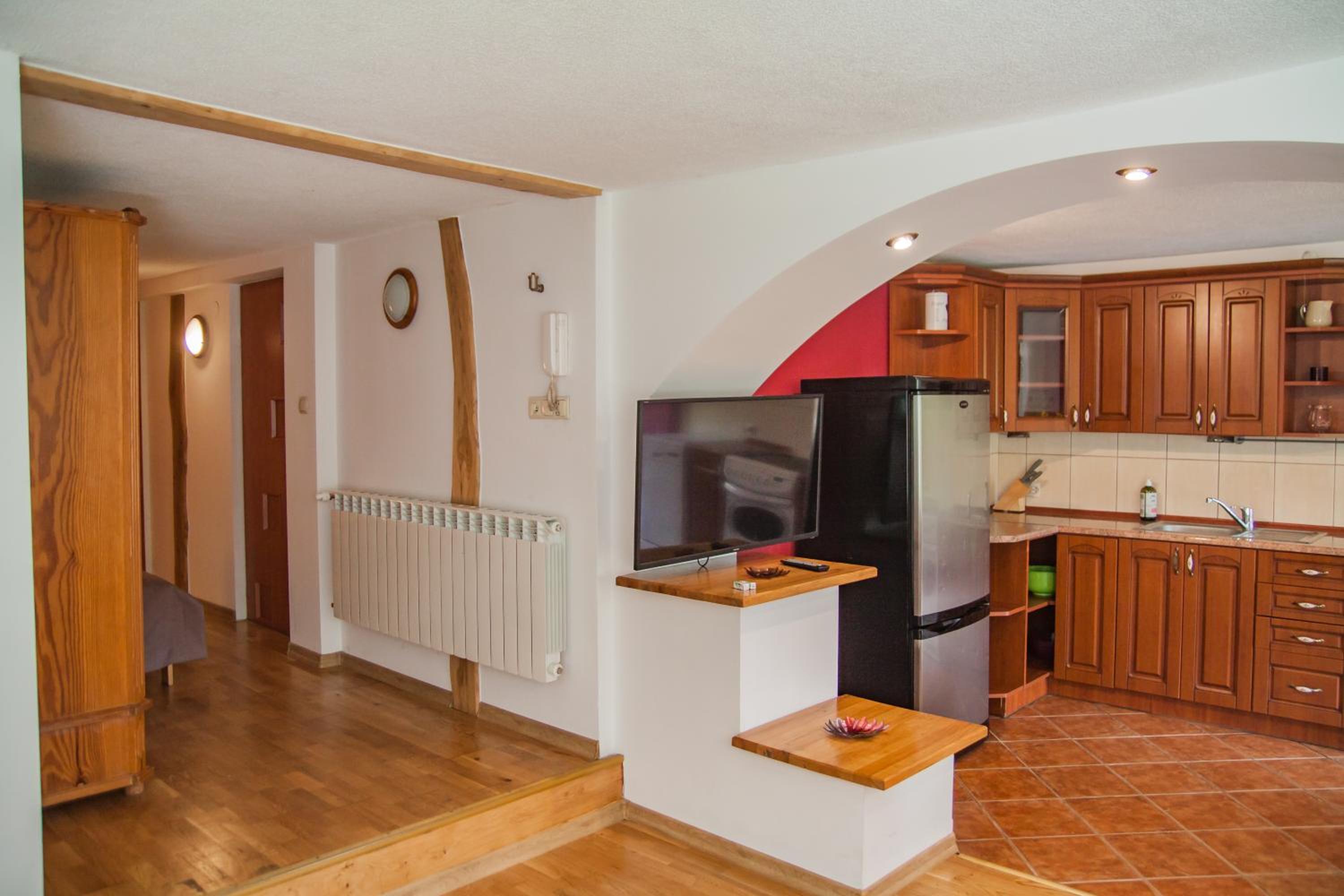Apartment - Photo 8