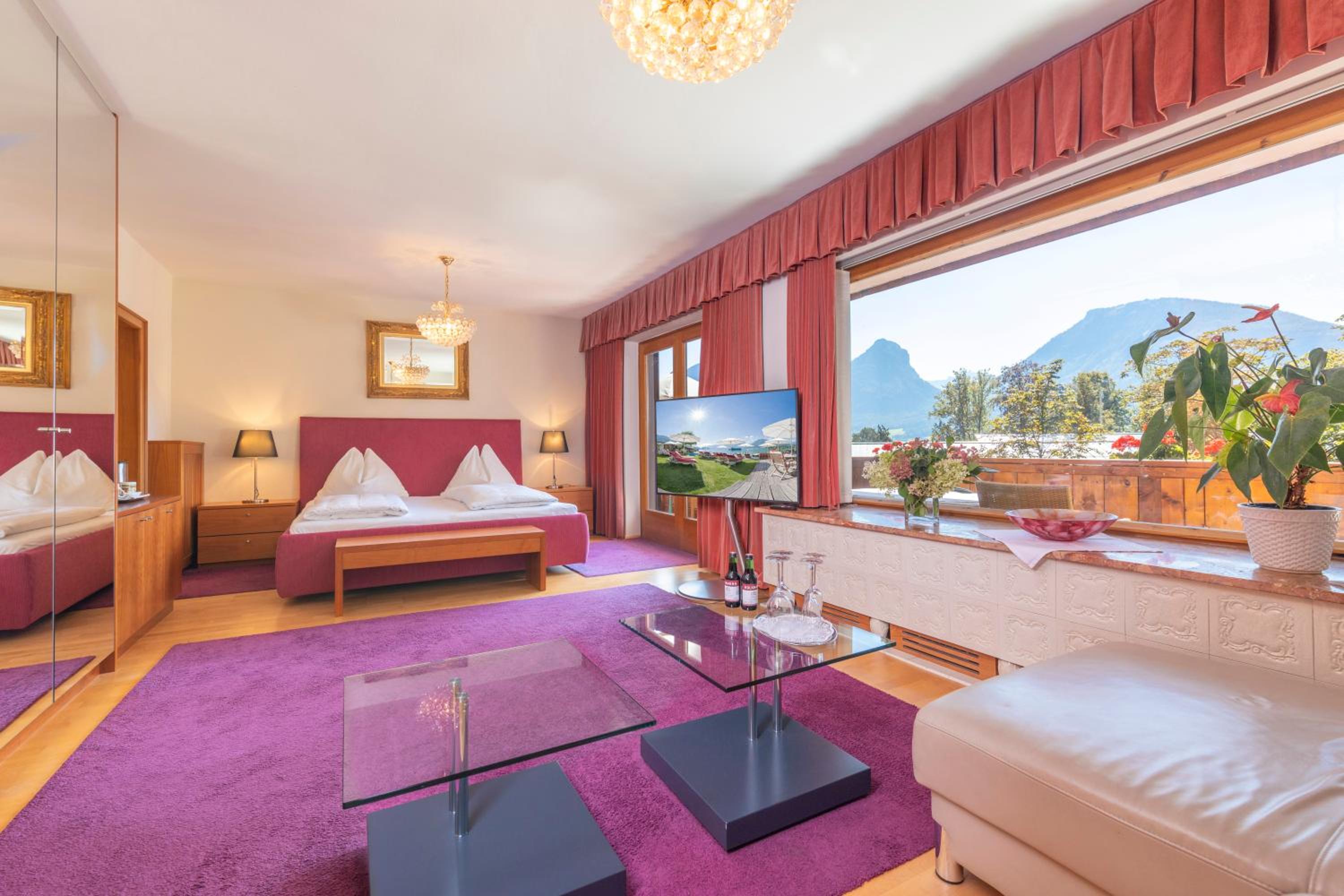 Family Suite with Balcony photo 1