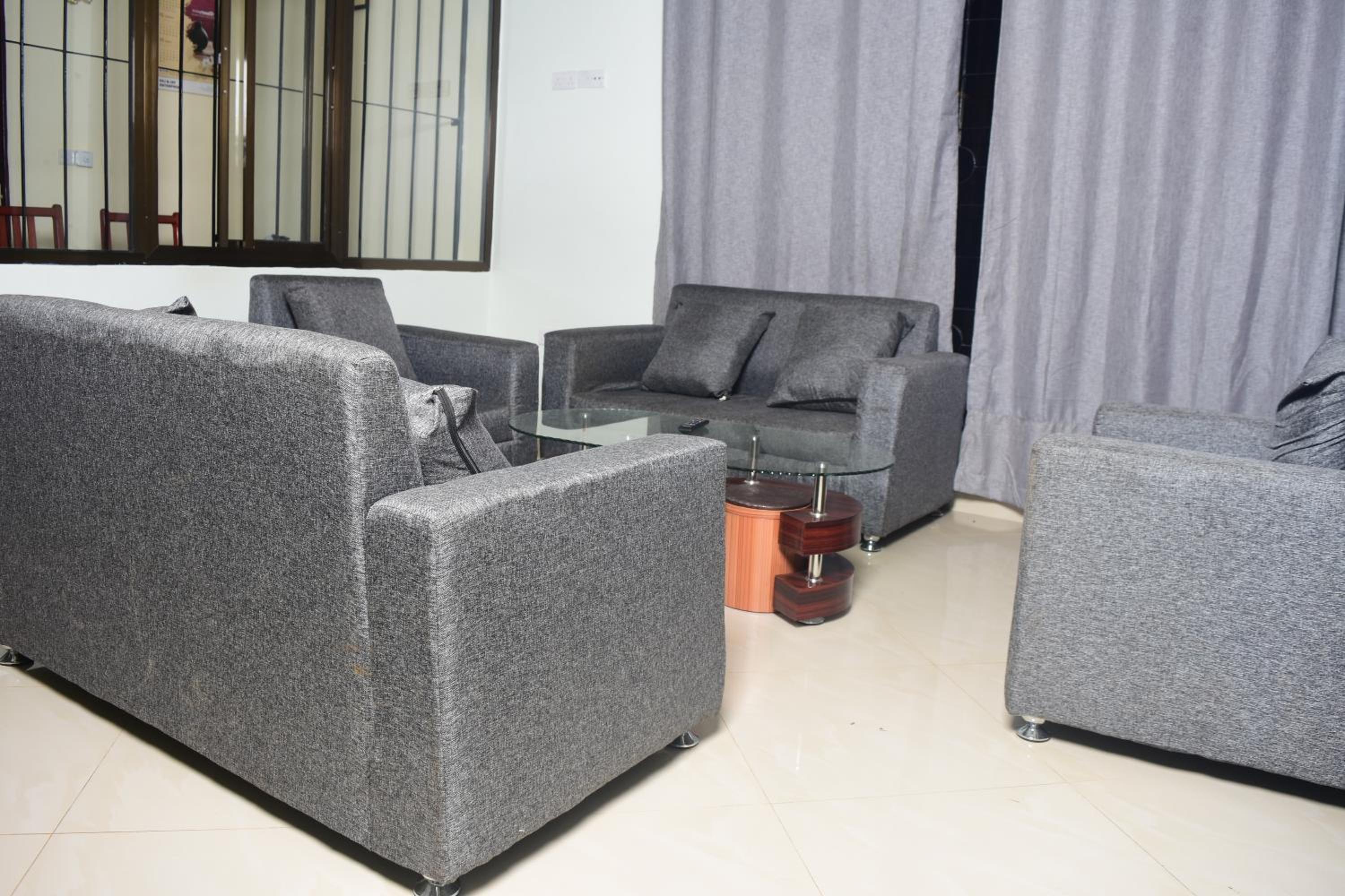 Triple Room - Photo 9