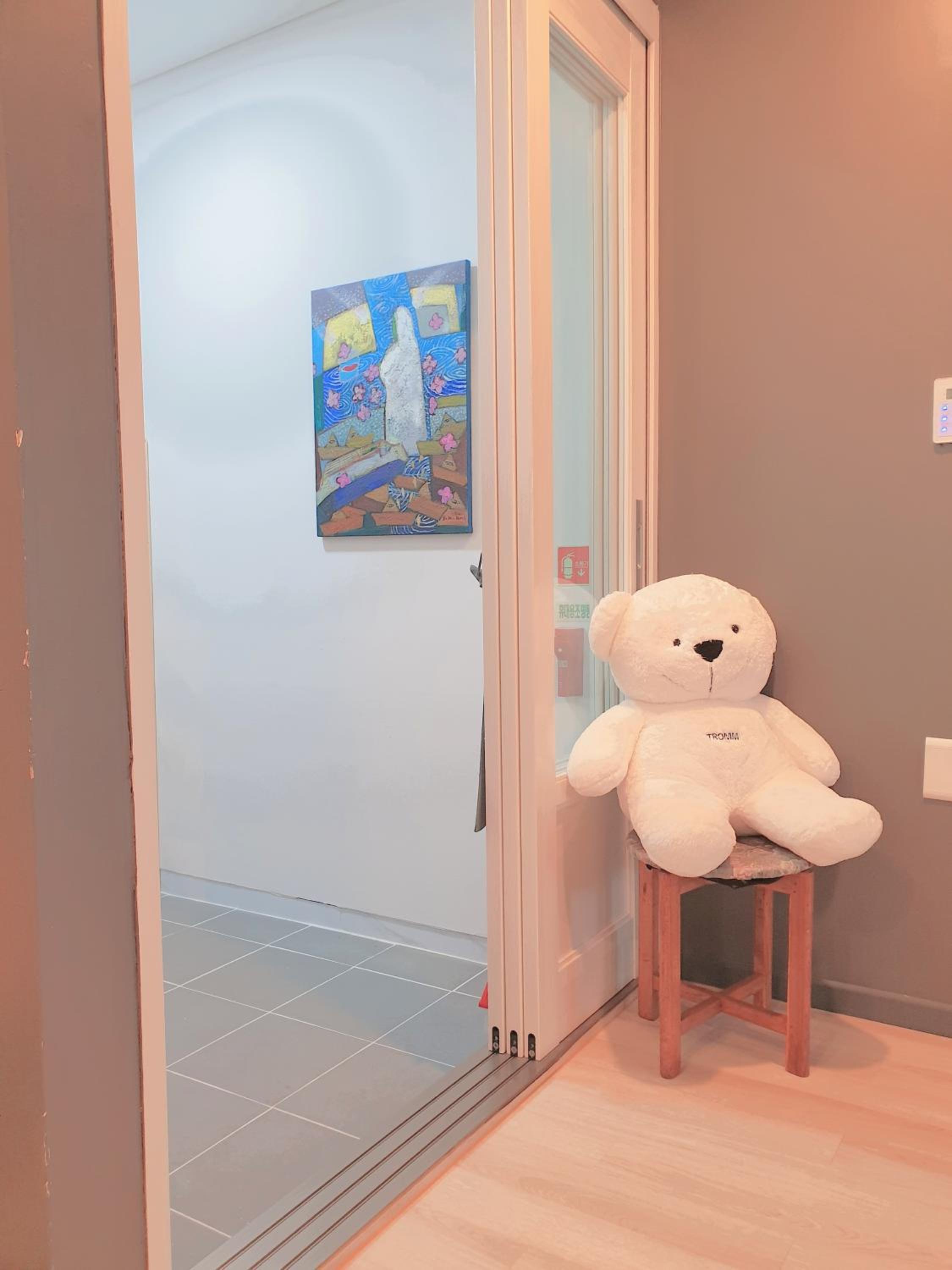 Family Room - Photo 9