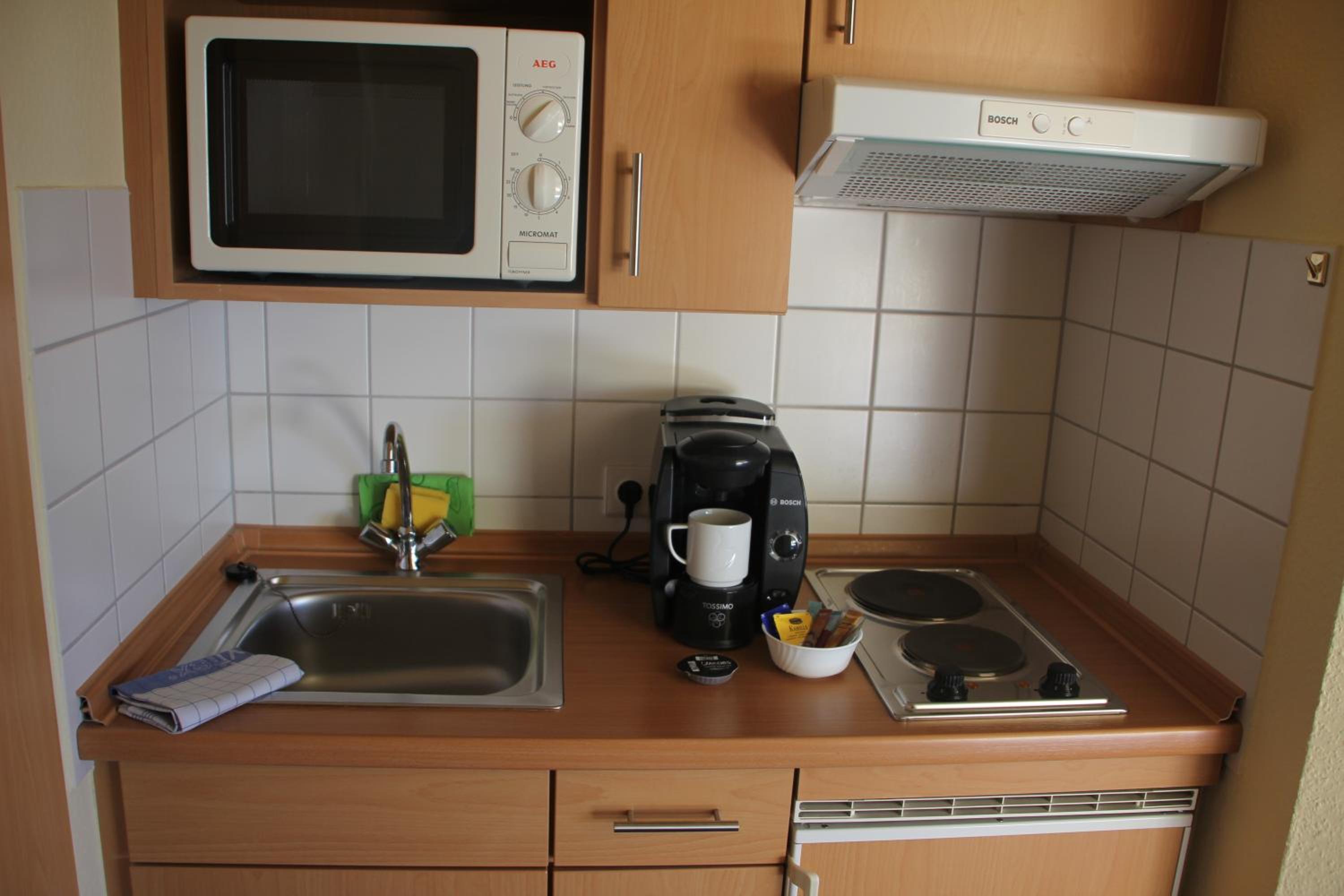 Studio Apartment - Photo 4