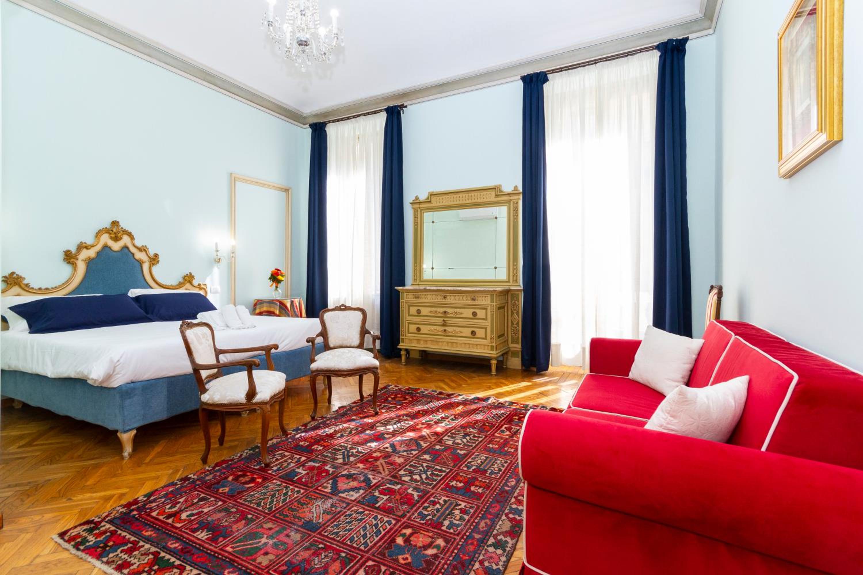 Quadruple Room with Private Bathroom - Photo 4