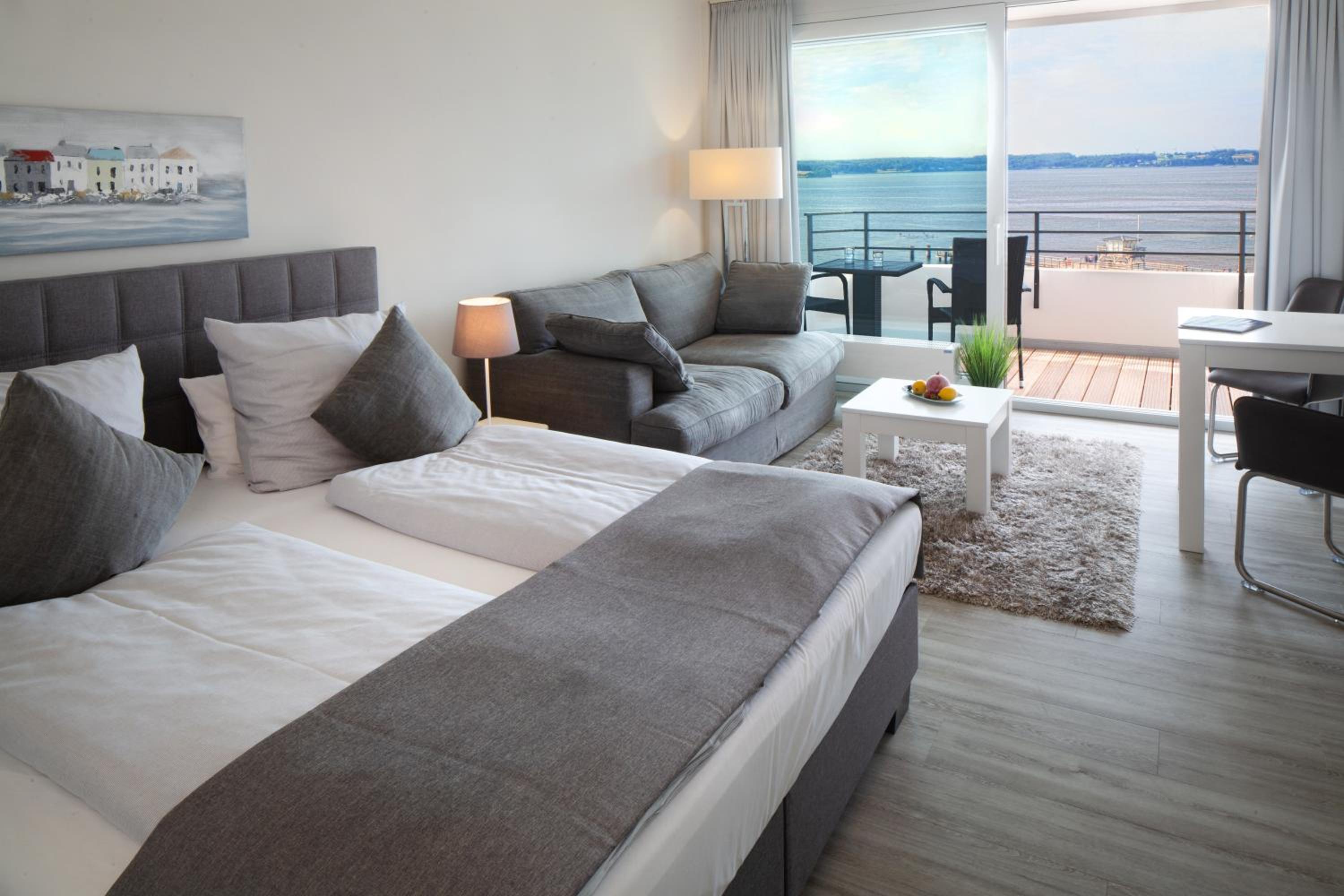 Studio with Sea View