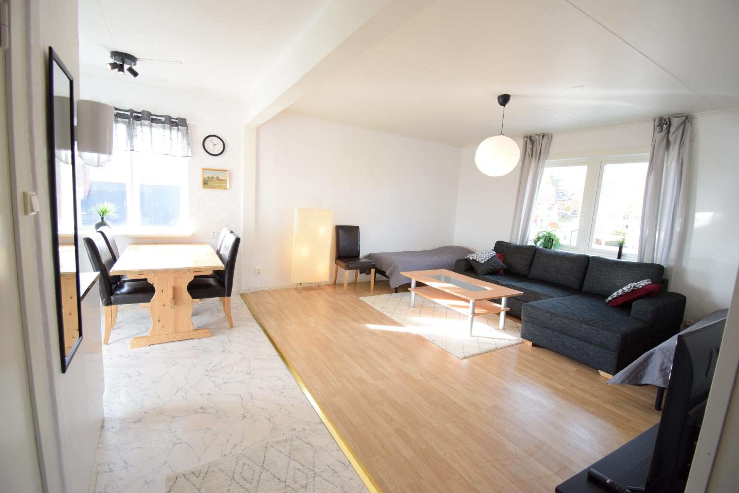 Three-Bedroom Apartment photo 1