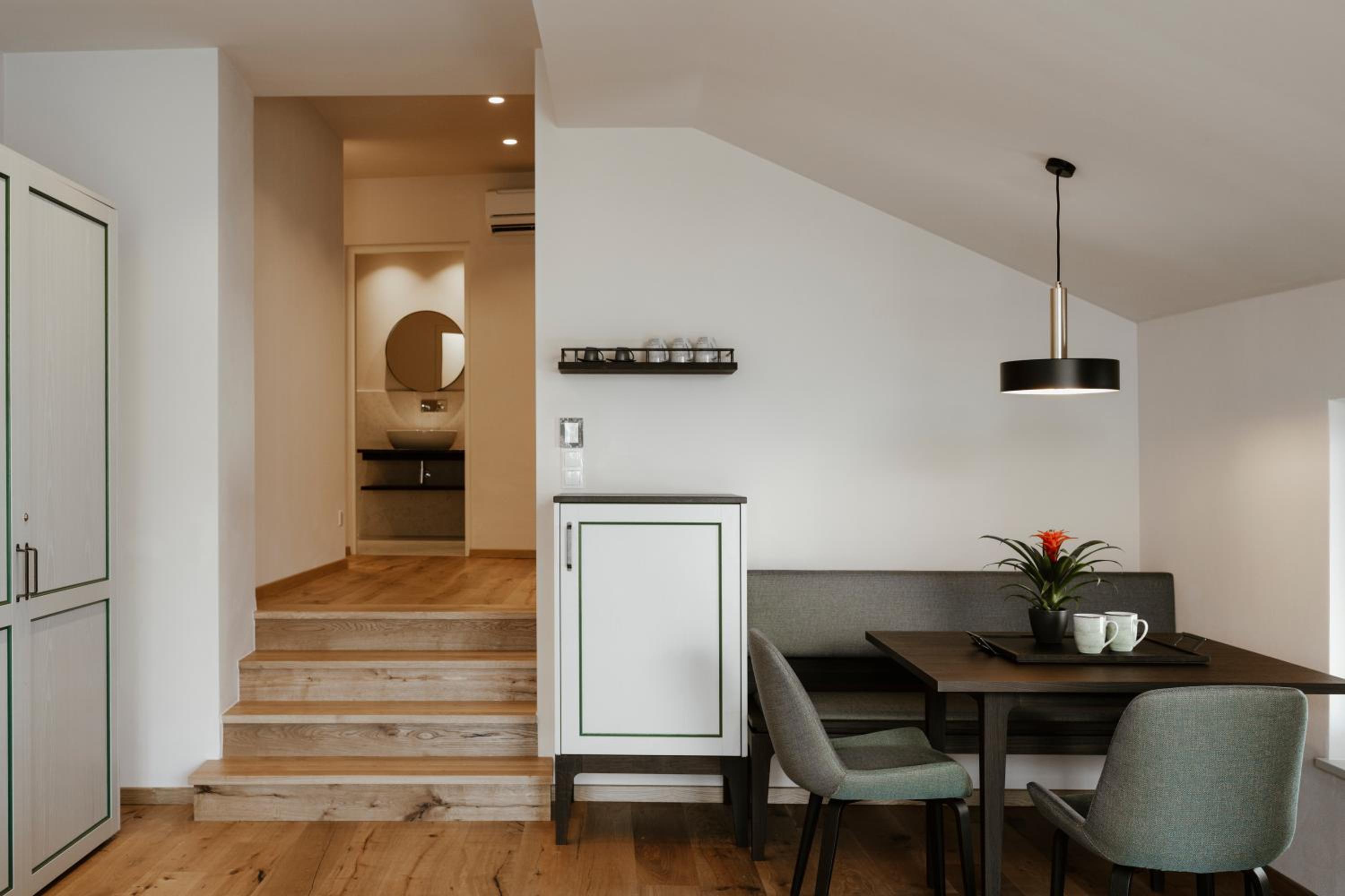 Junior Suite with Balcony and Mountain View photo 3