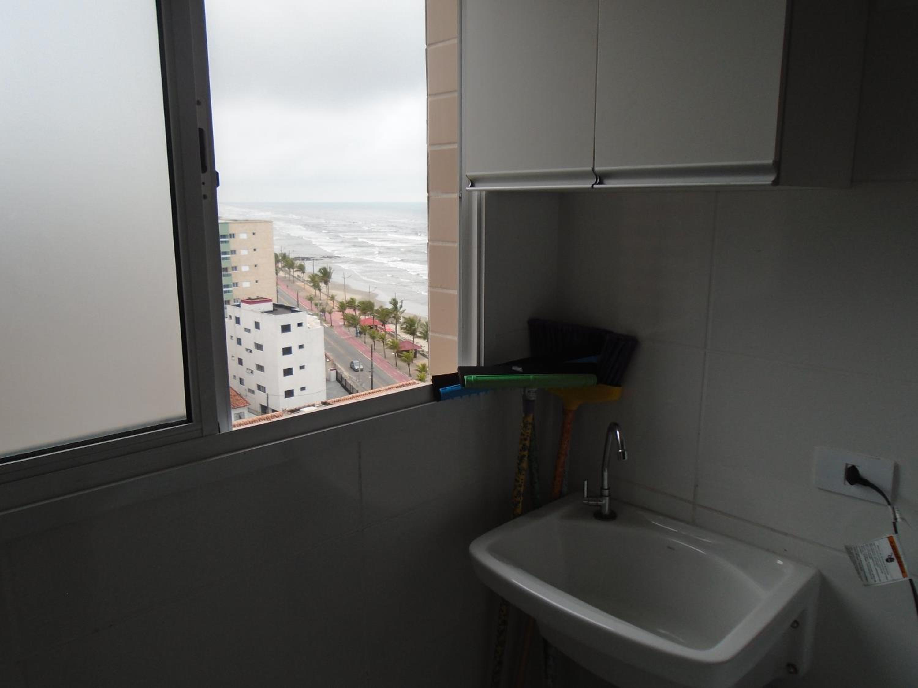 Apartment with Sea View - Photo 17