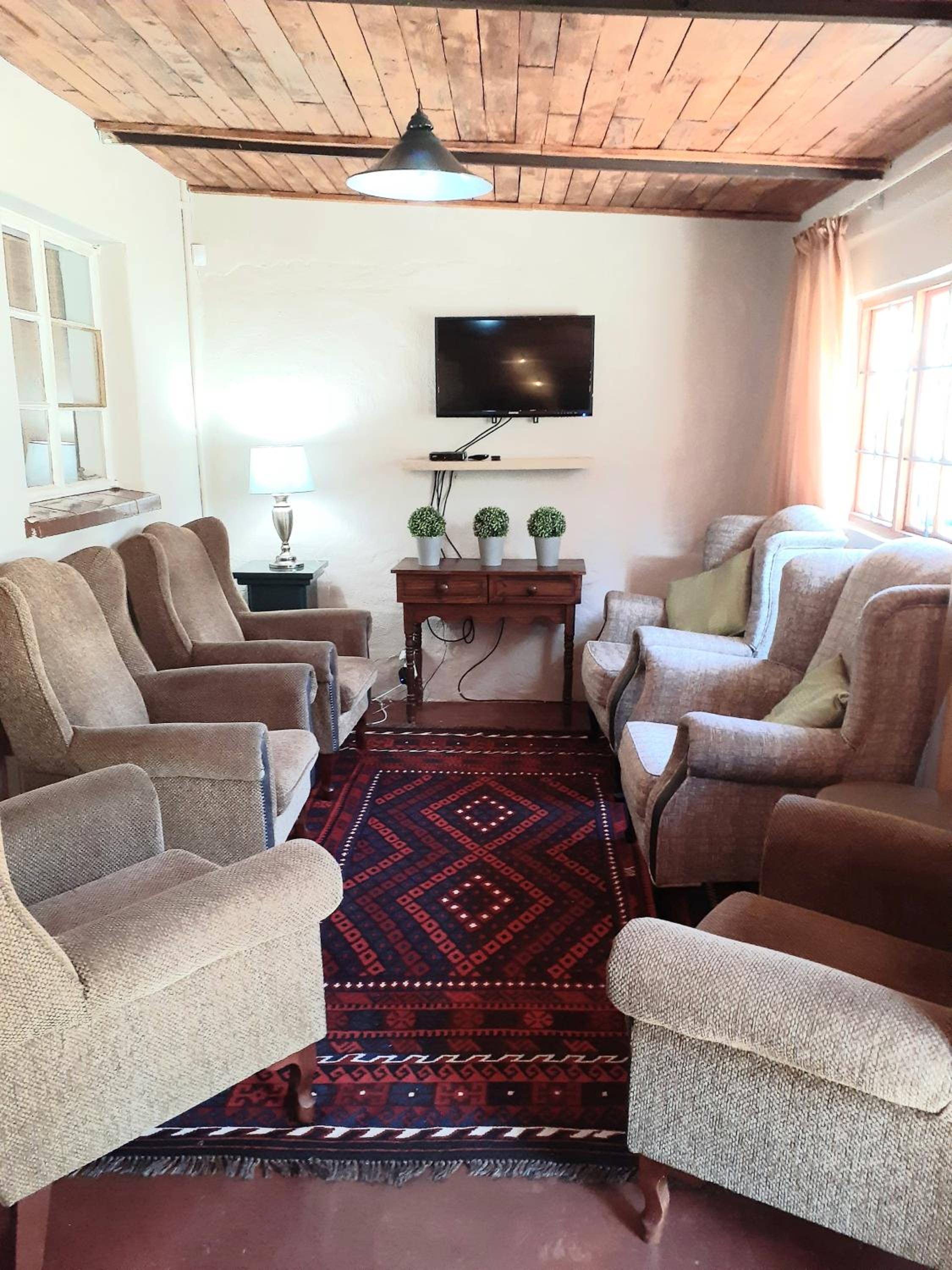 Four-Bedroom House - Photo 17