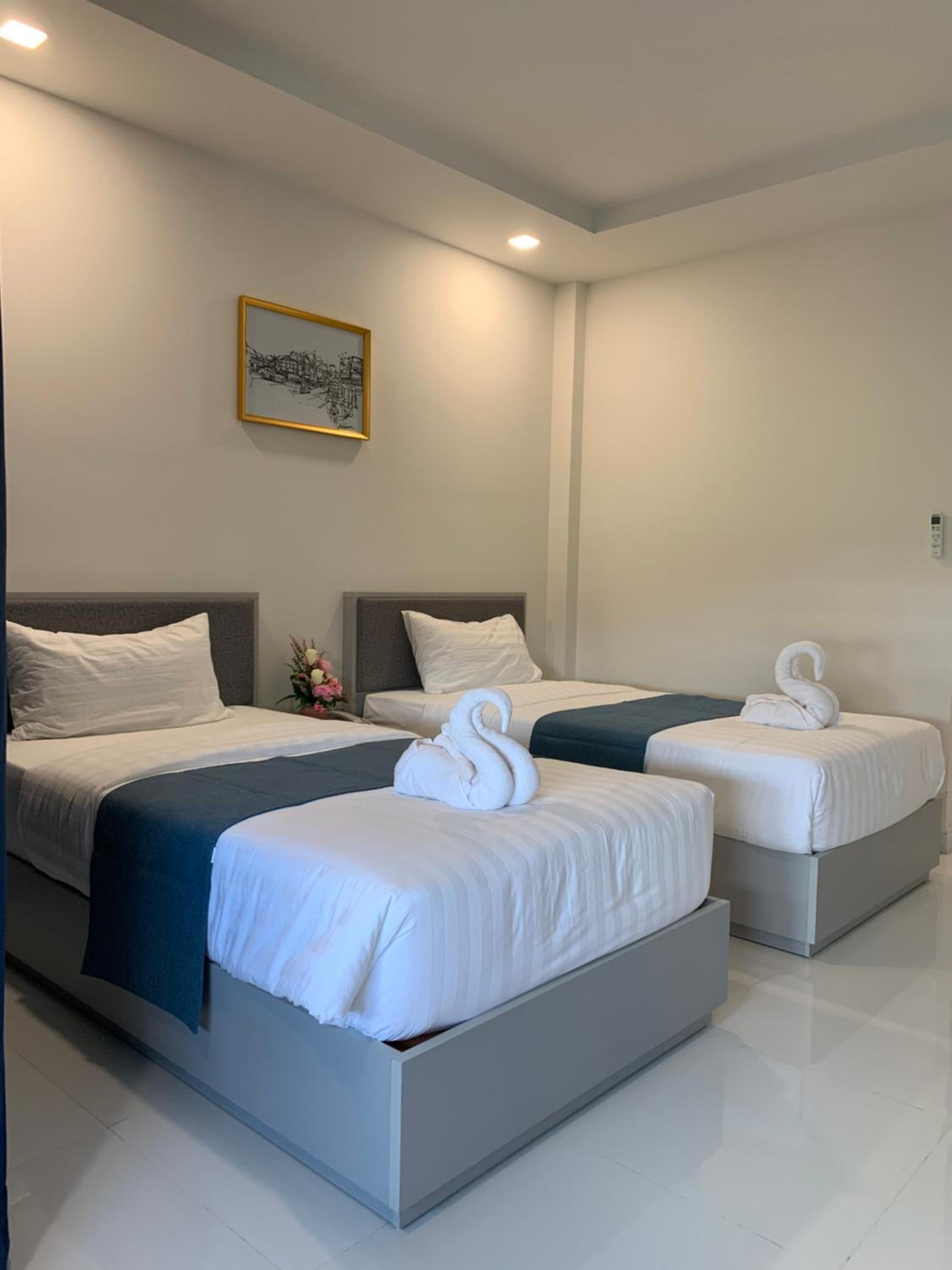 Superior Twin Room photo 2