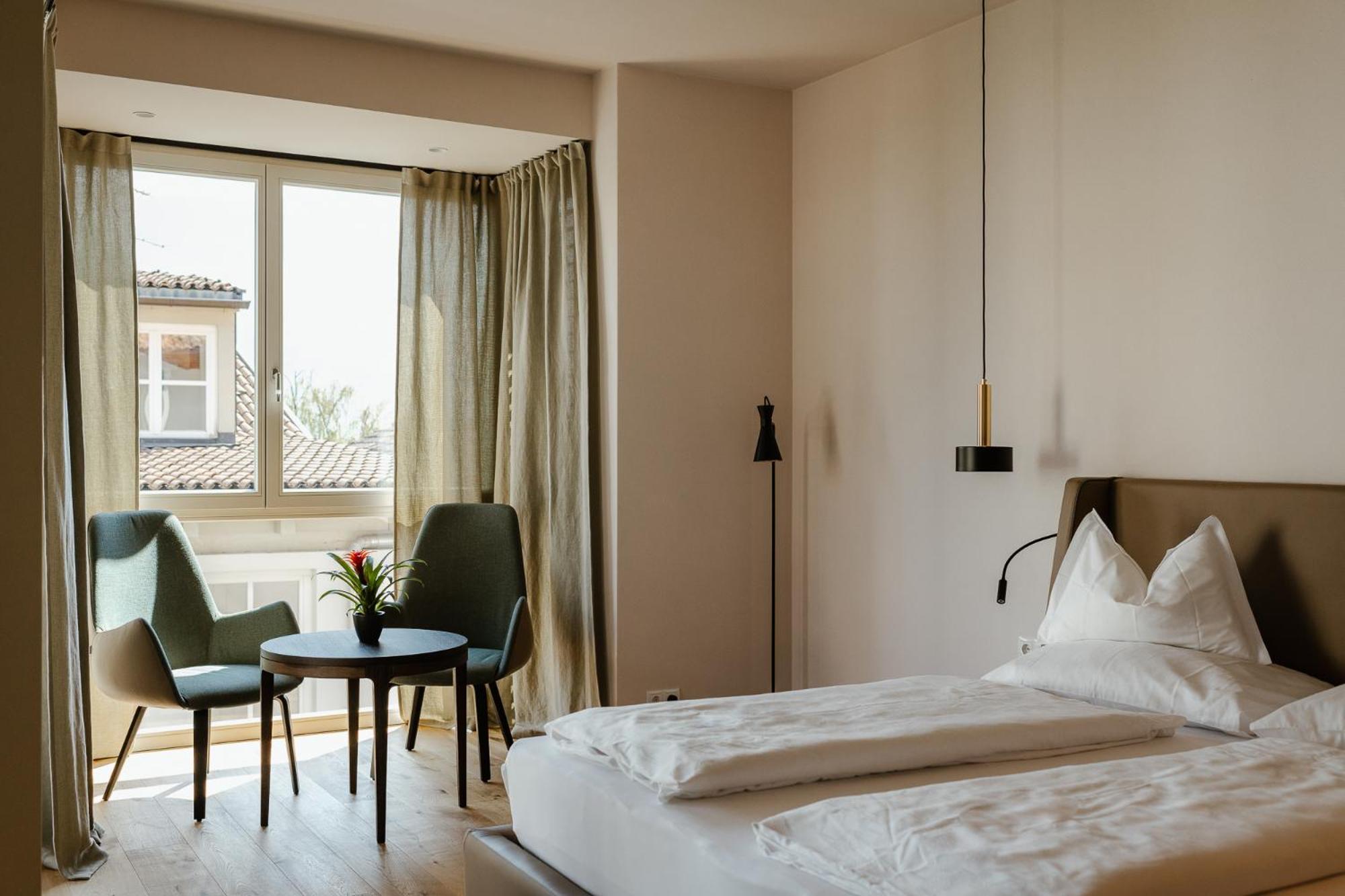 Junior Suite with Balcony and Mountain View